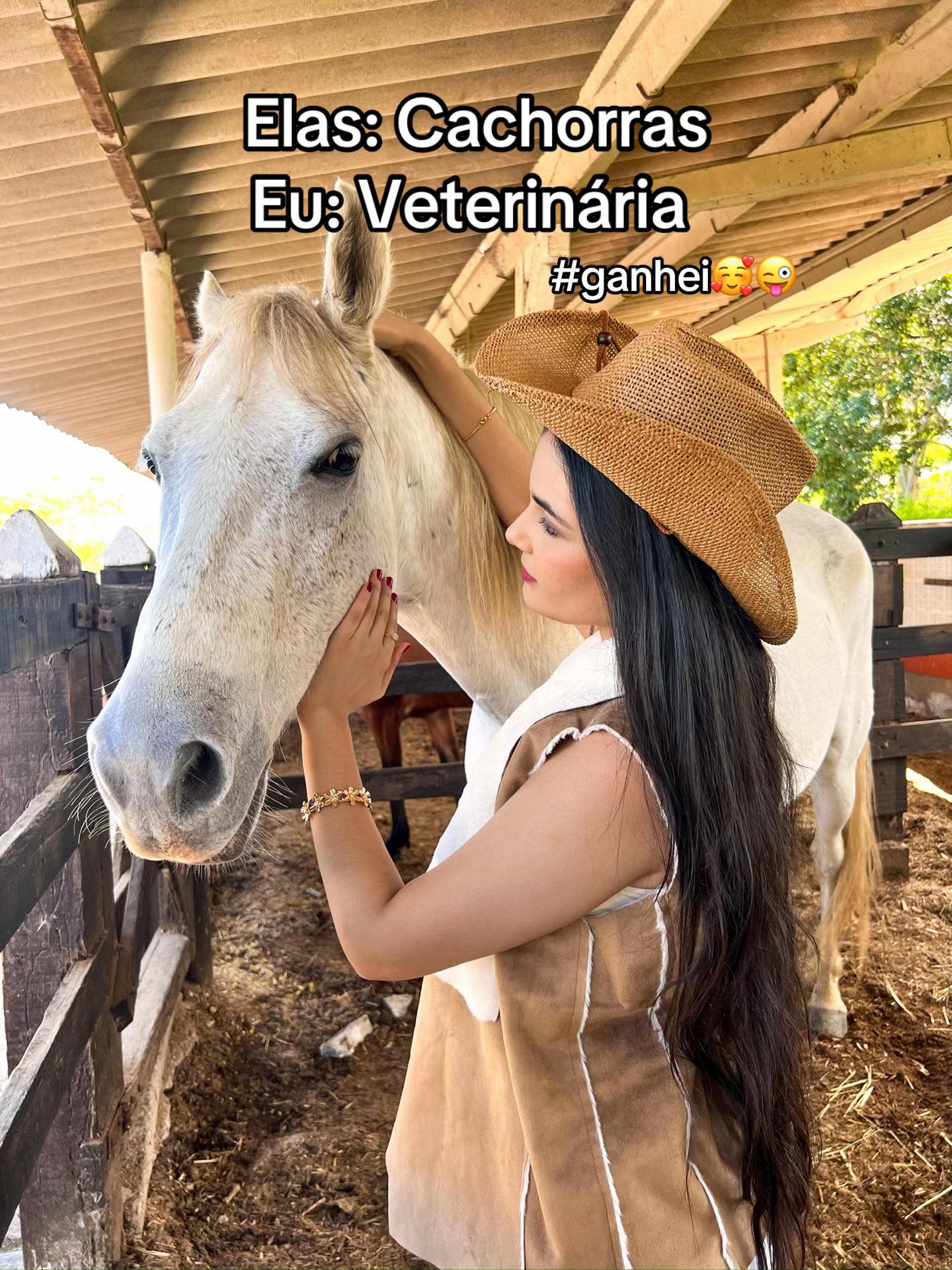 @Julia Moura