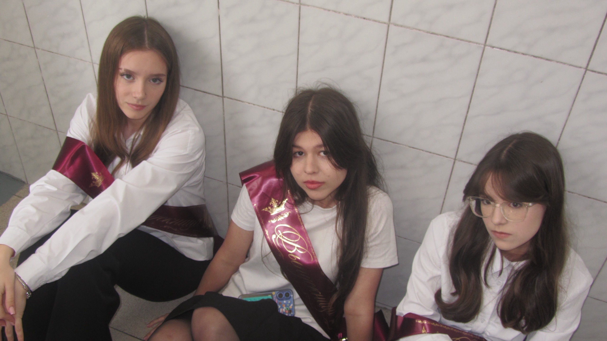 @полина