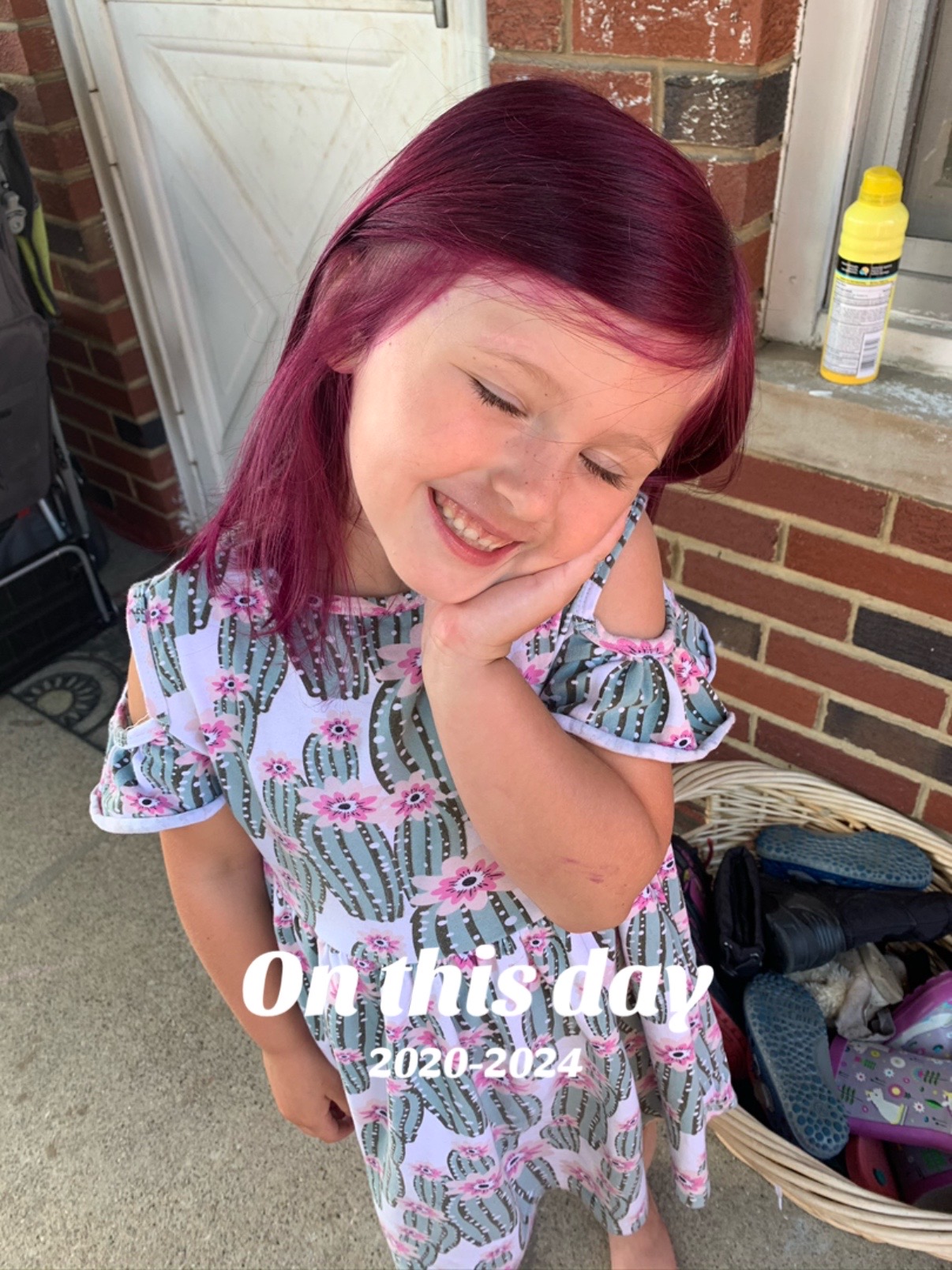 @TheLipstickTwins