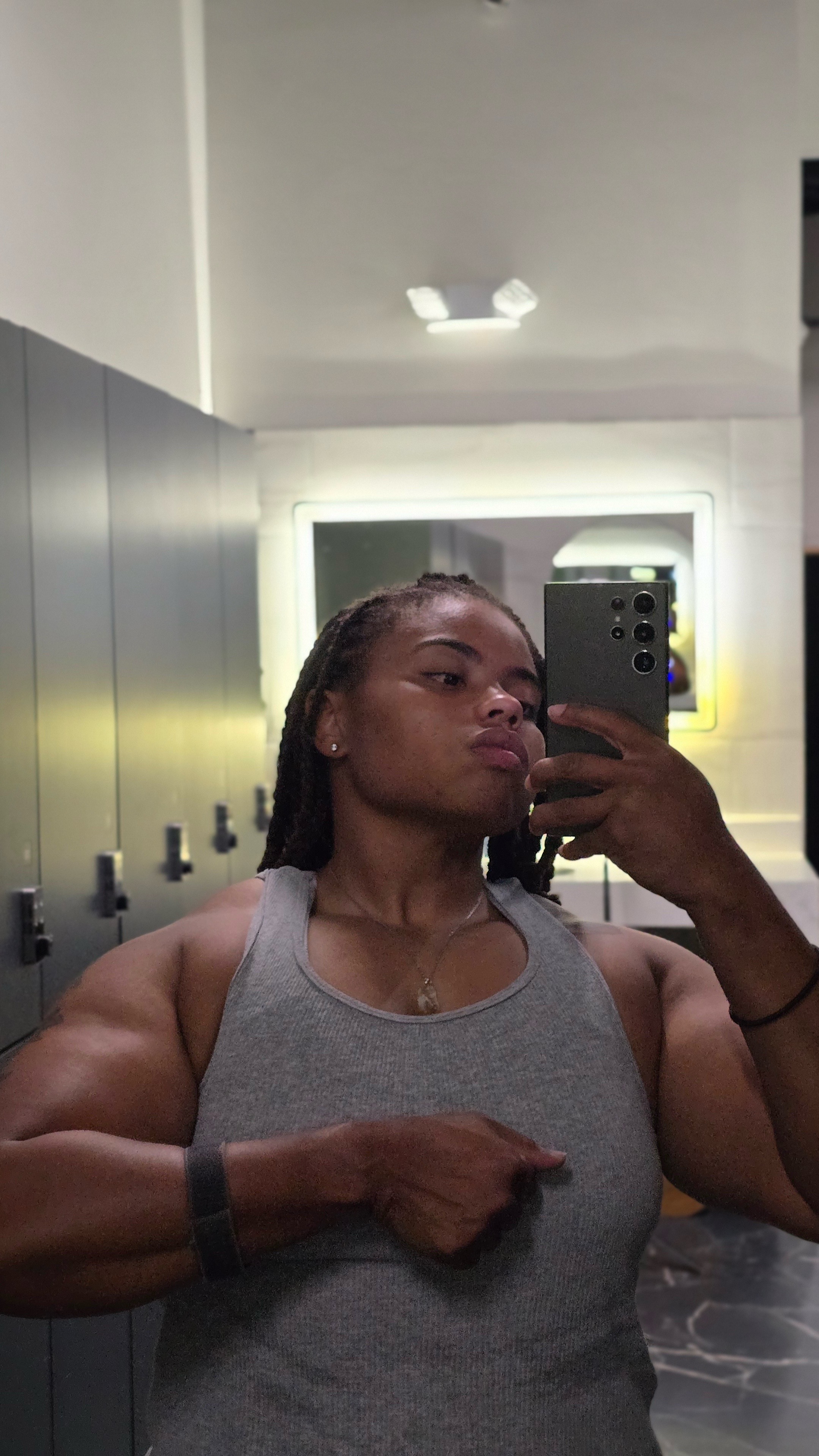 @jackie | powerlifter🫡