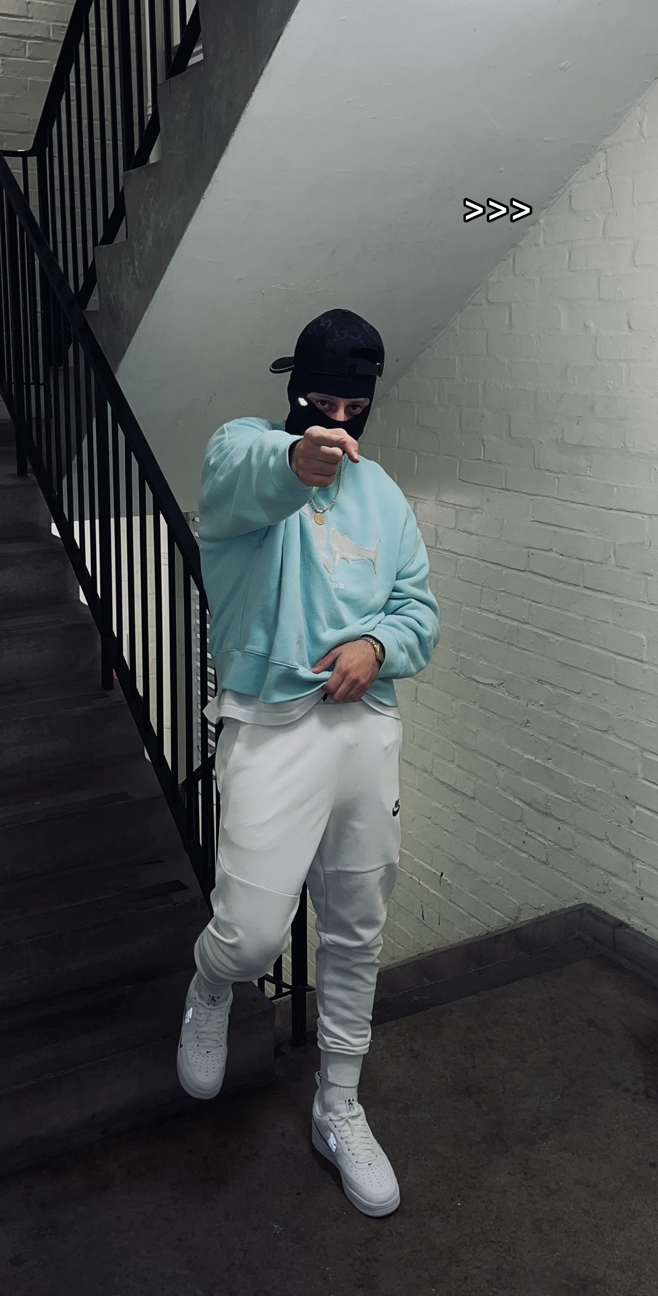 @4doniis