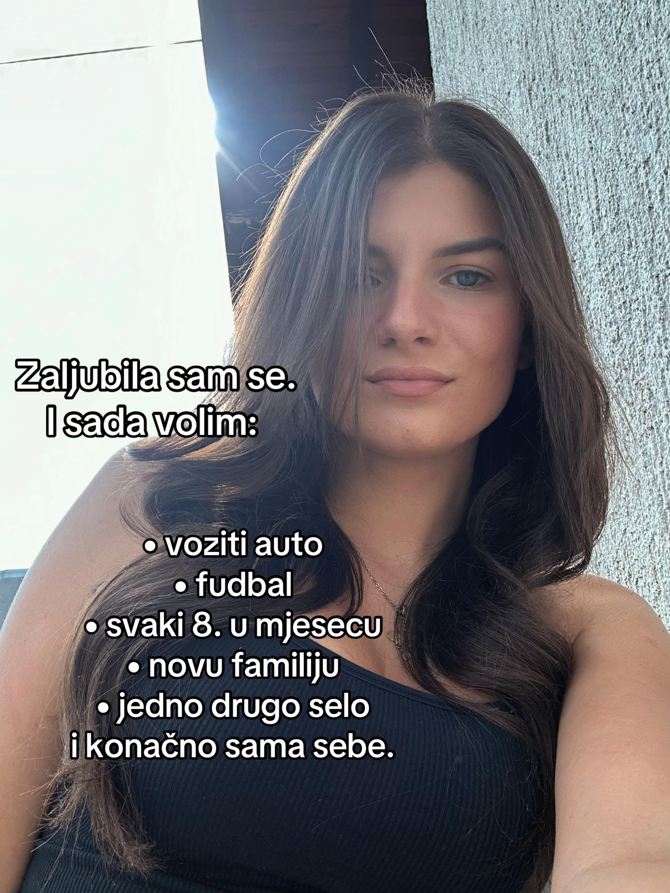 @сандра 🇷🇸
