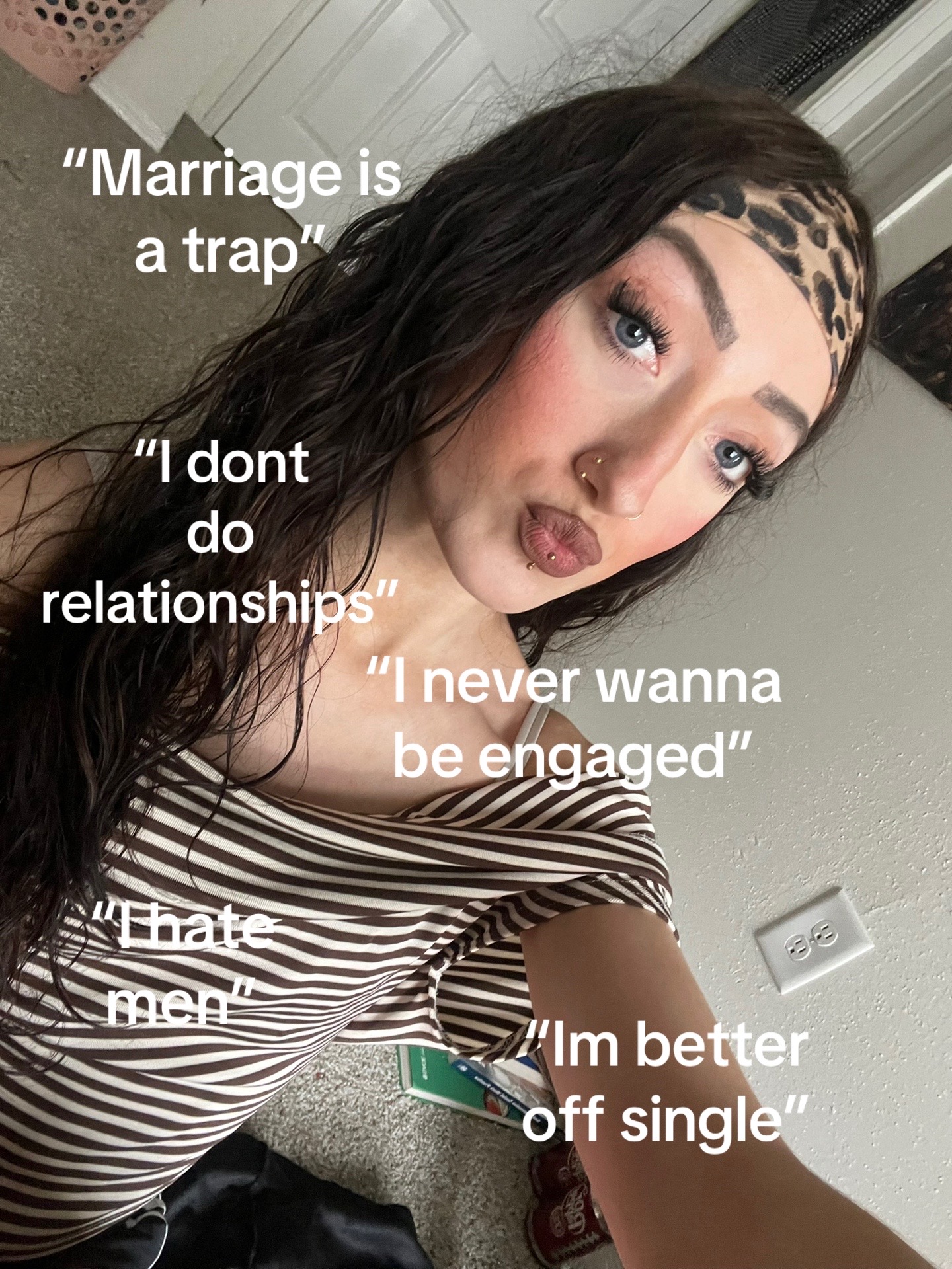 @️