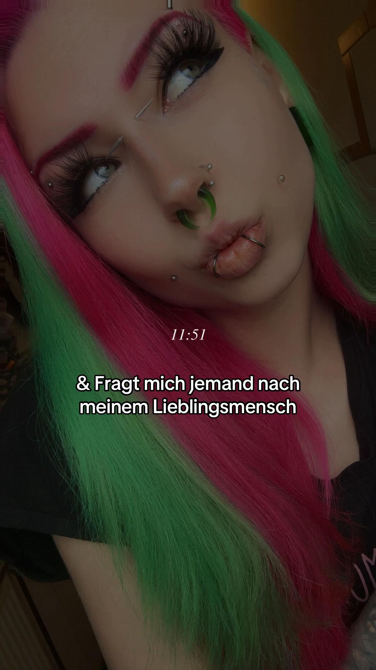 @shattered_gleam_666