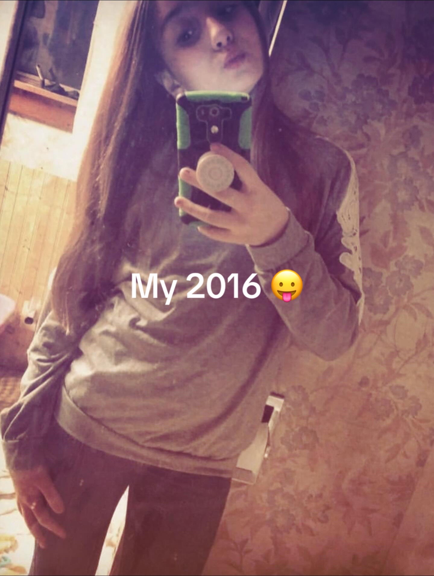 @zoejanesones