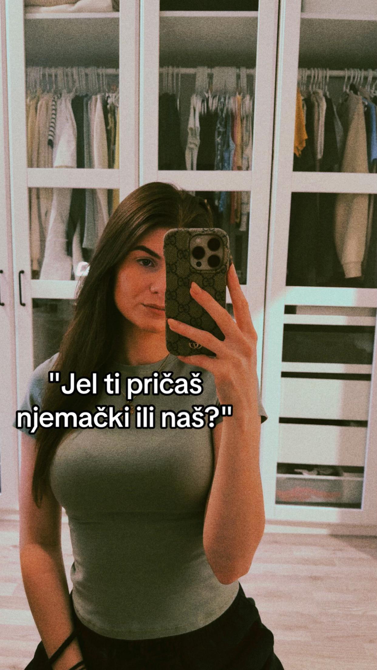 @сандра 🇷🇸