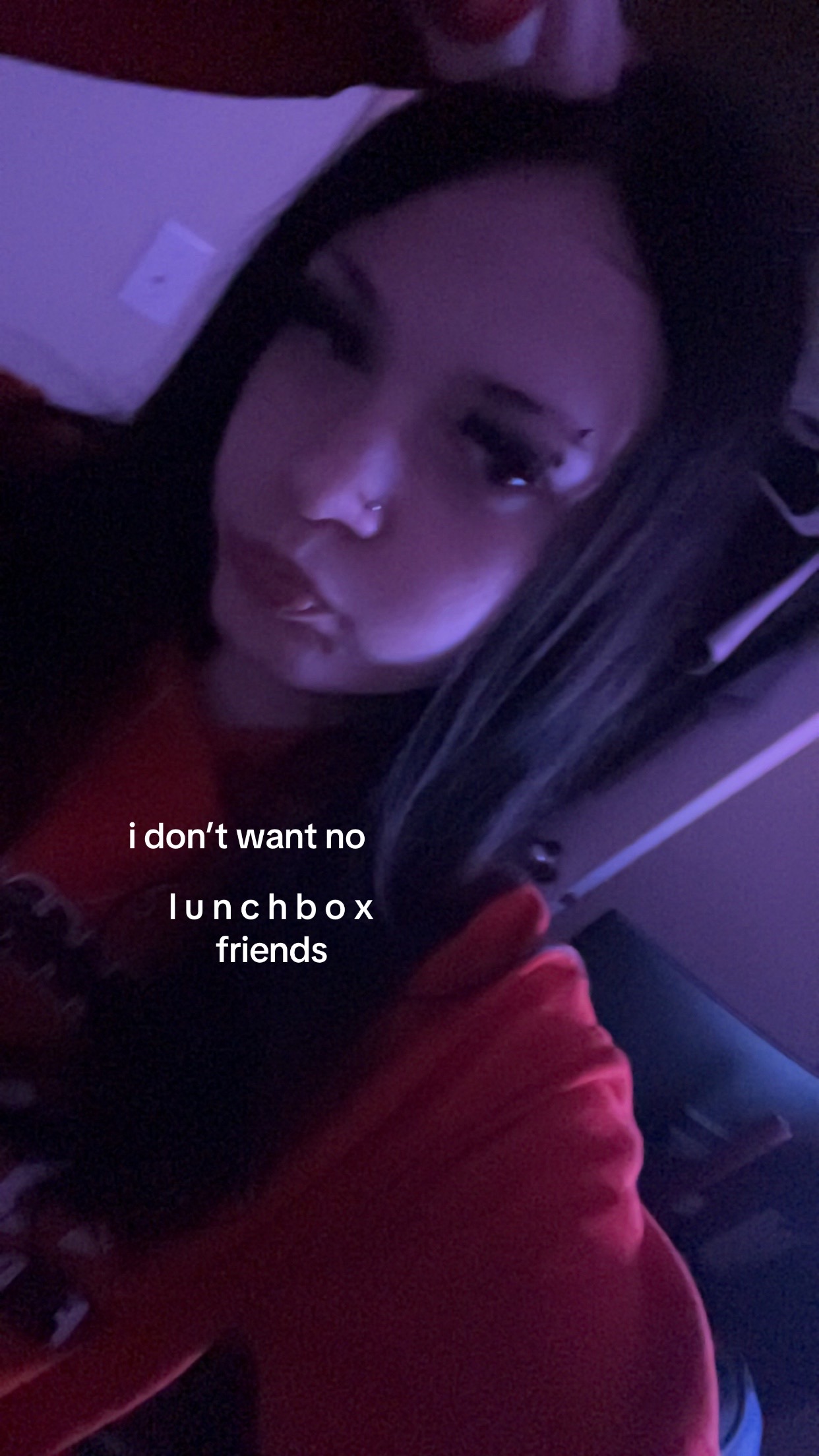 @mari.