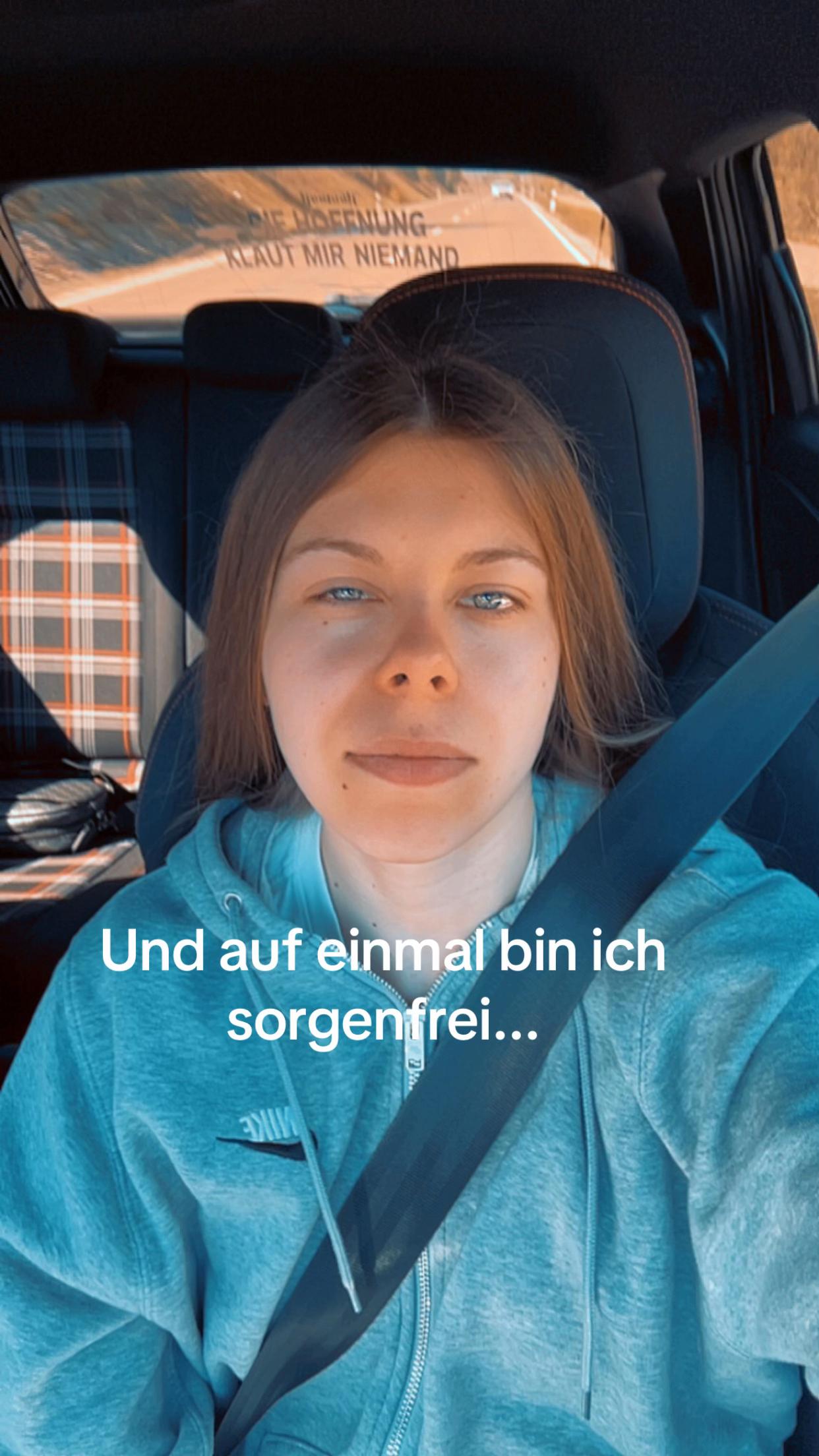 @angelina04.03