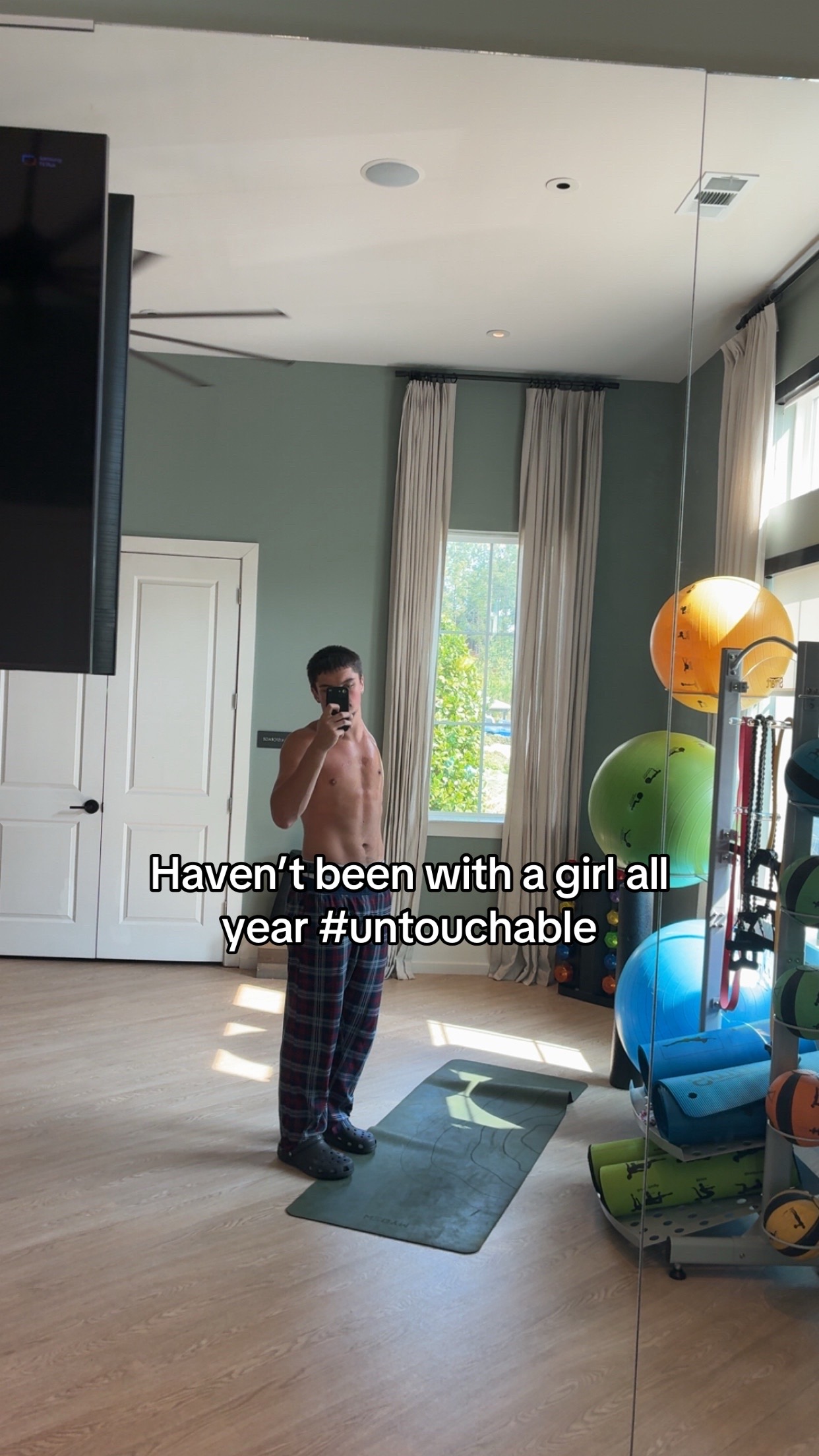 @onearmbeast