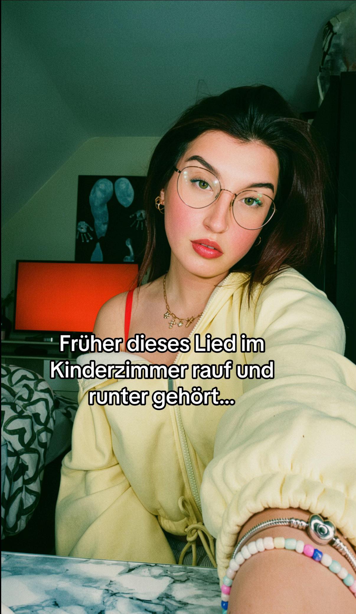 @Lena