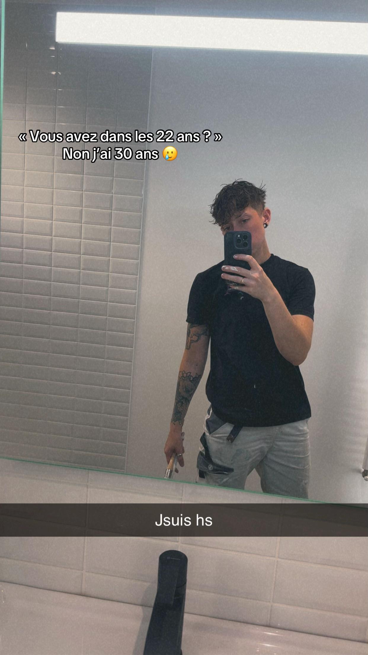 @Ma&euml;va 🖤🩶❤️