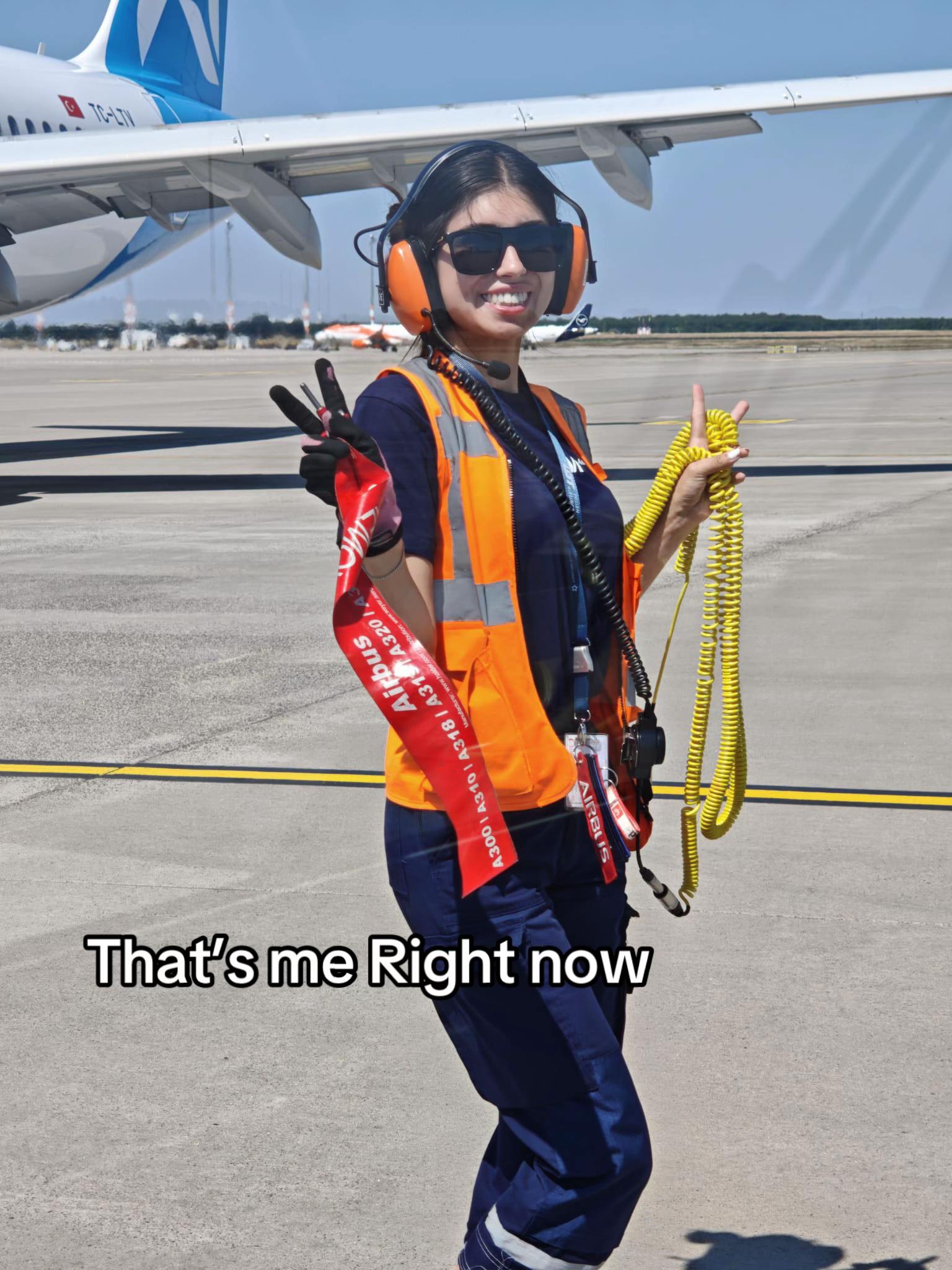 @Bella