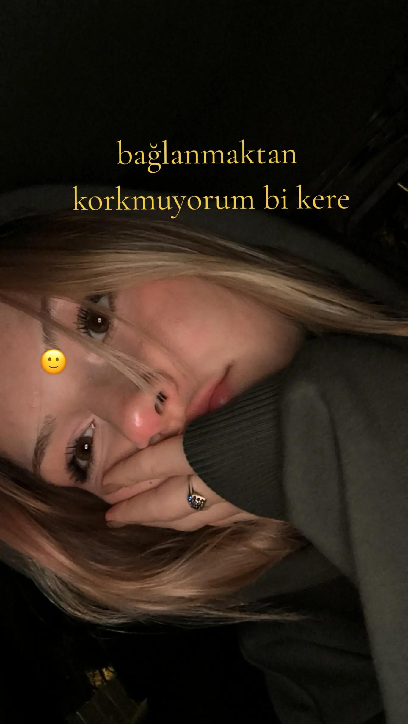 @🐩