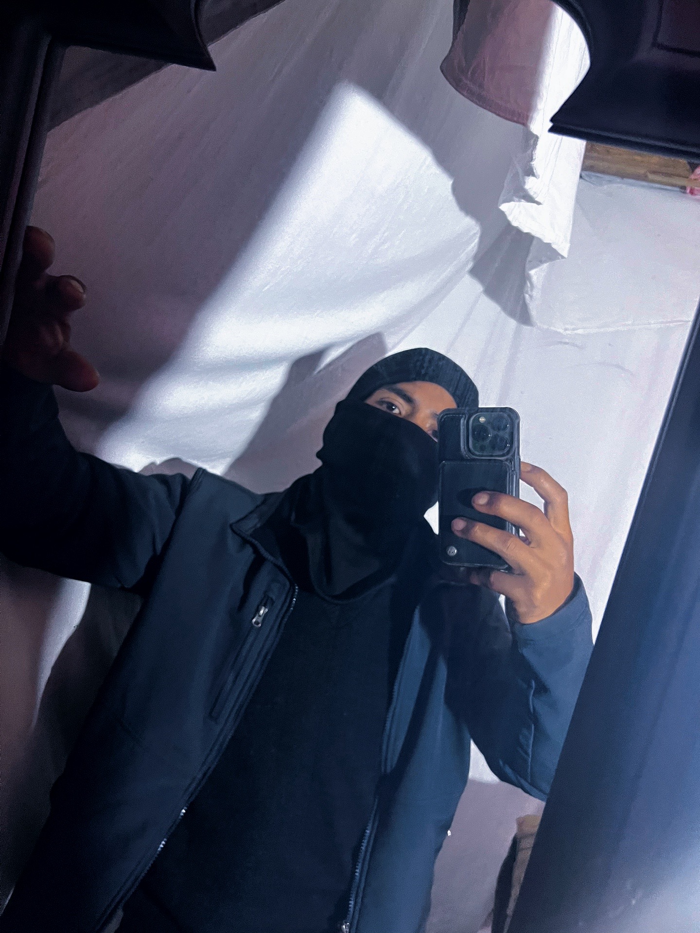 @𝐌𝐈𝐊𝐄