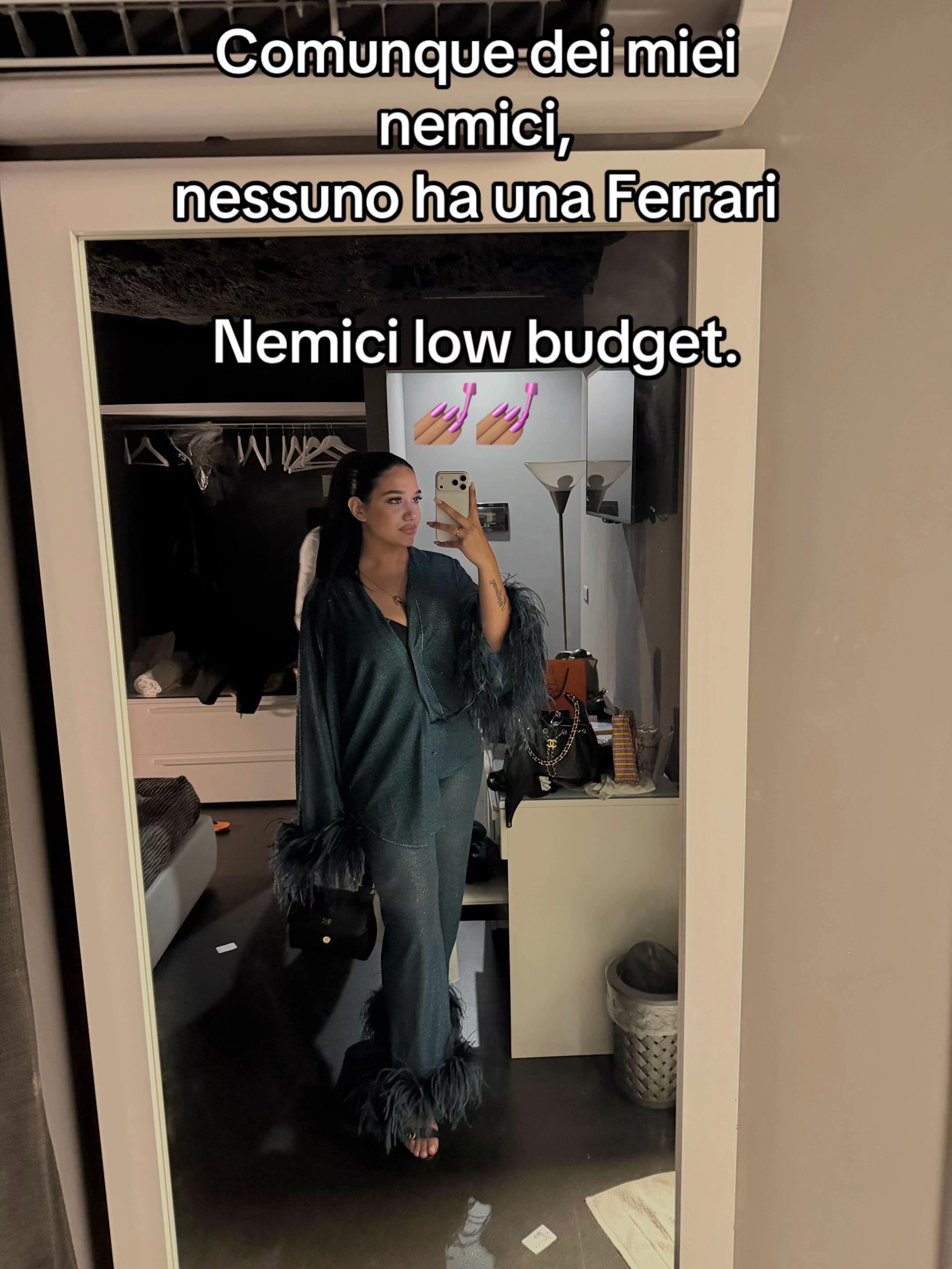 @R🤭