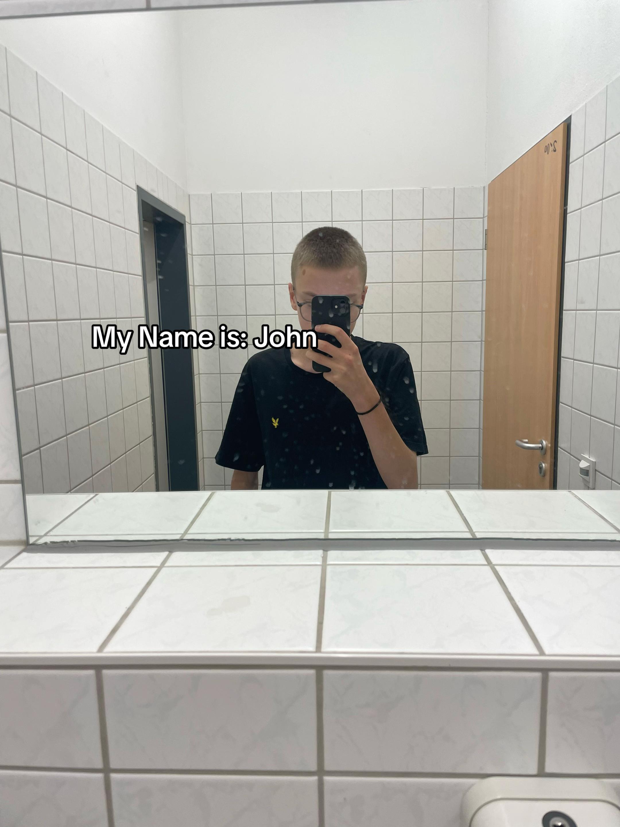 @🧷
