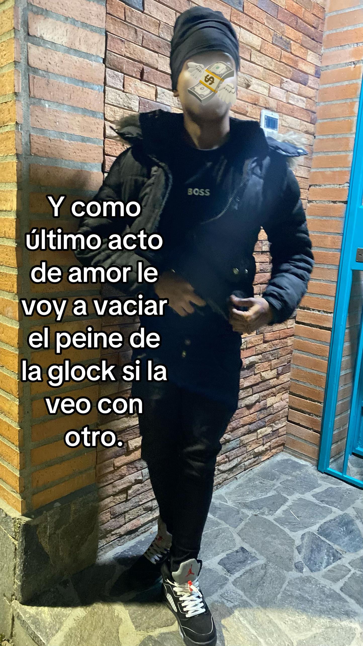@448iloveebolws