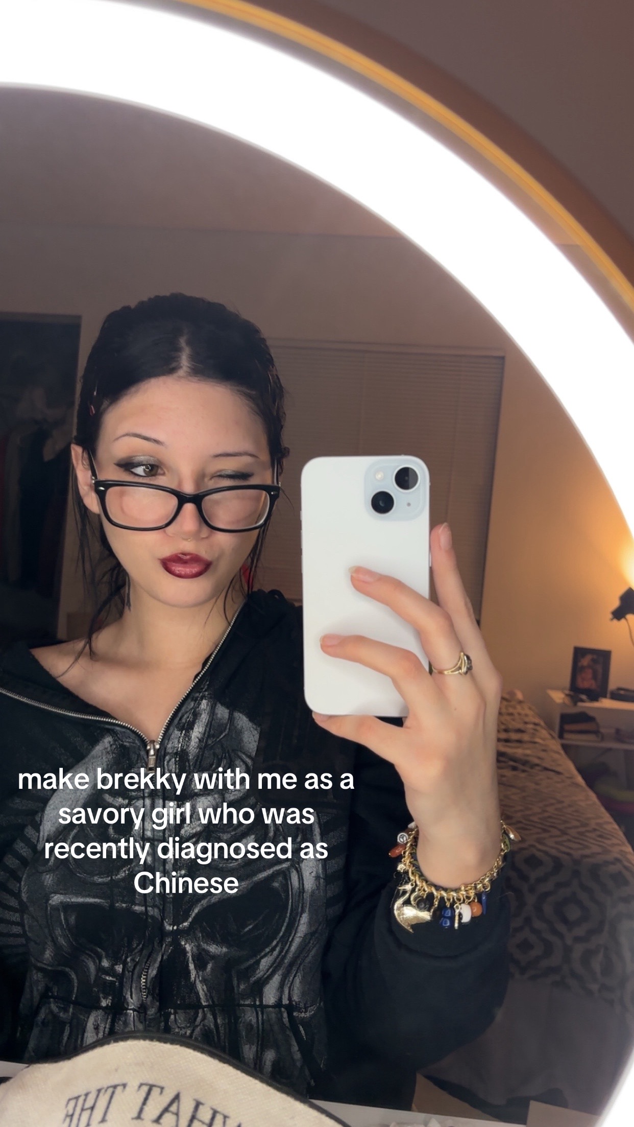 @isatonmyclit