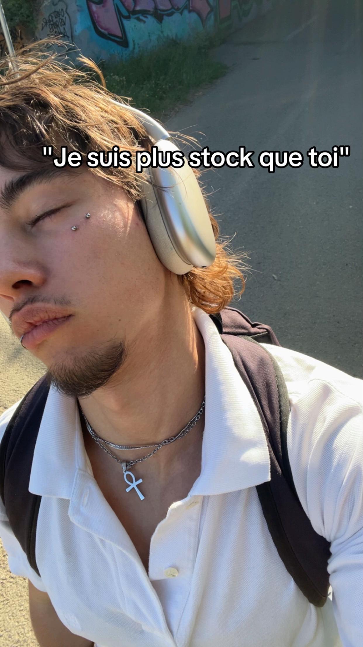 @☥