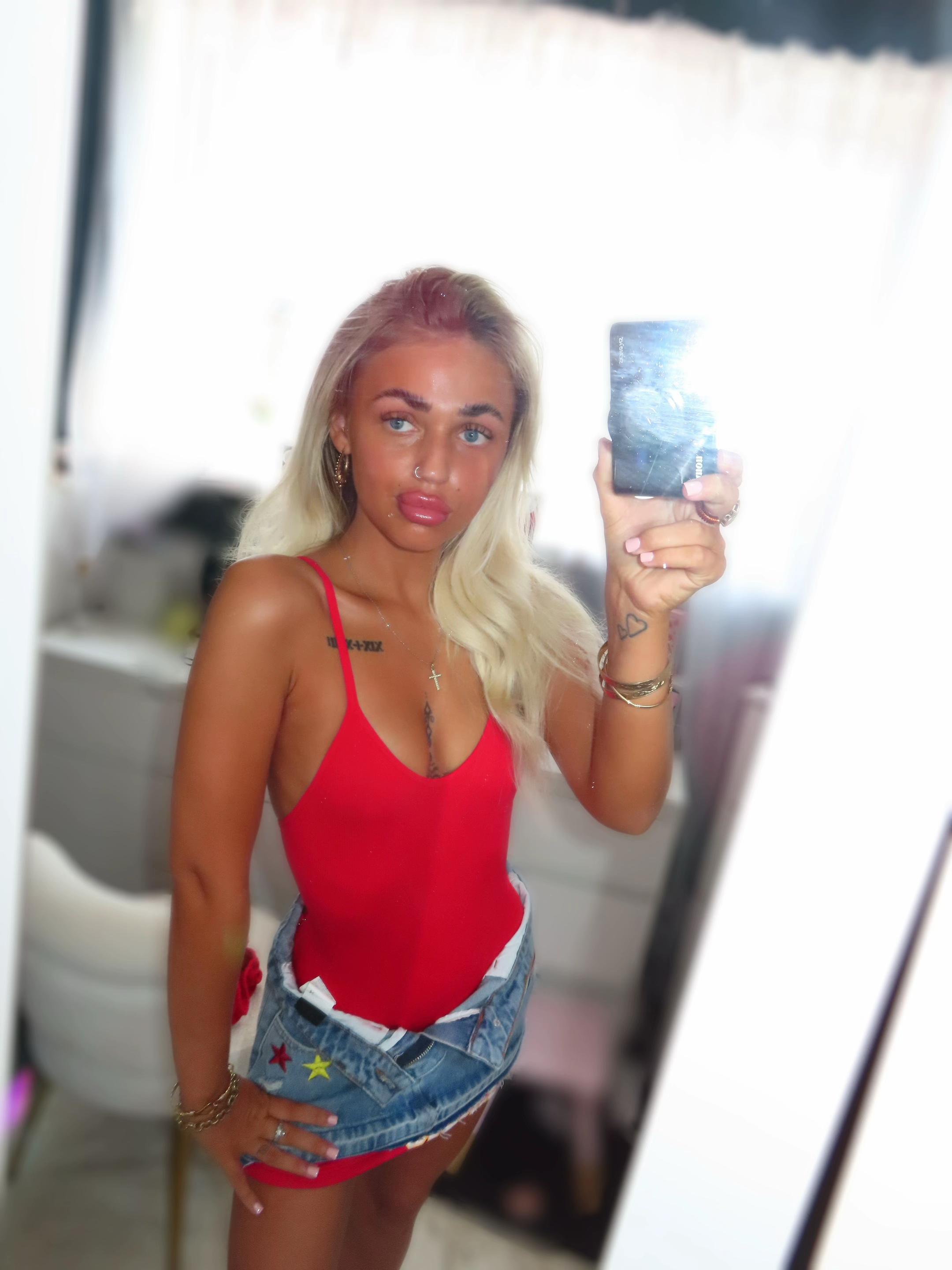 @georgiaroseโก
