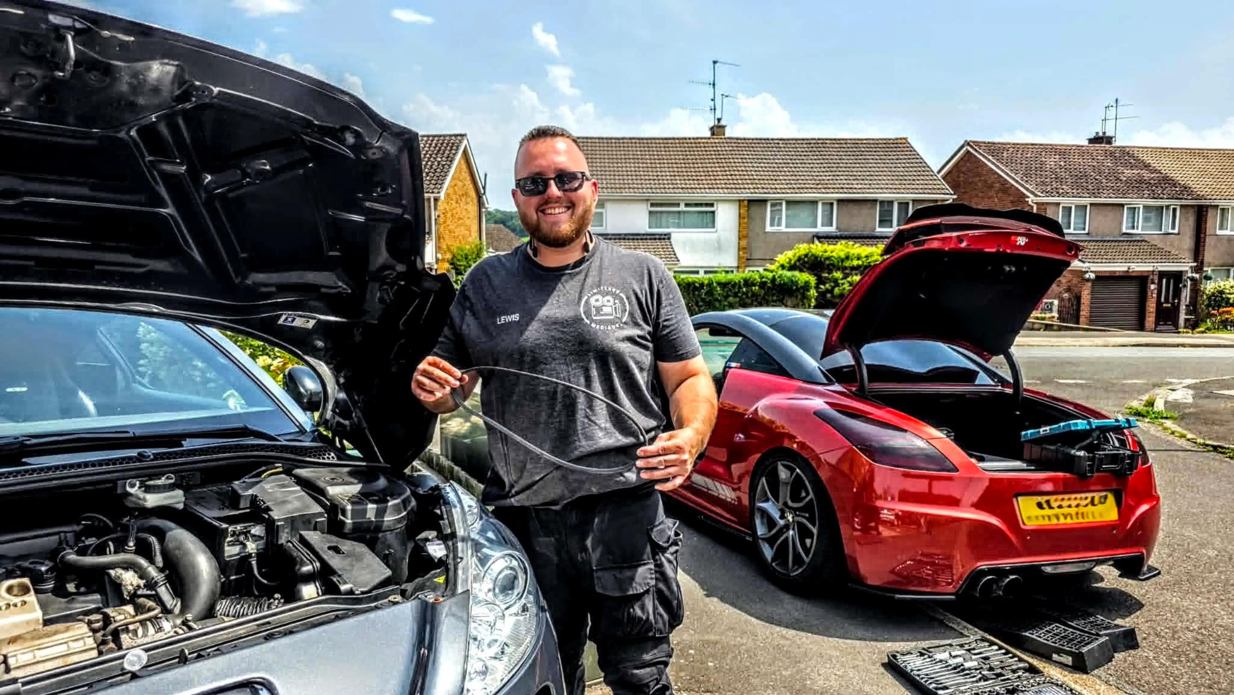 @LIMITLESSMEDIAUK_