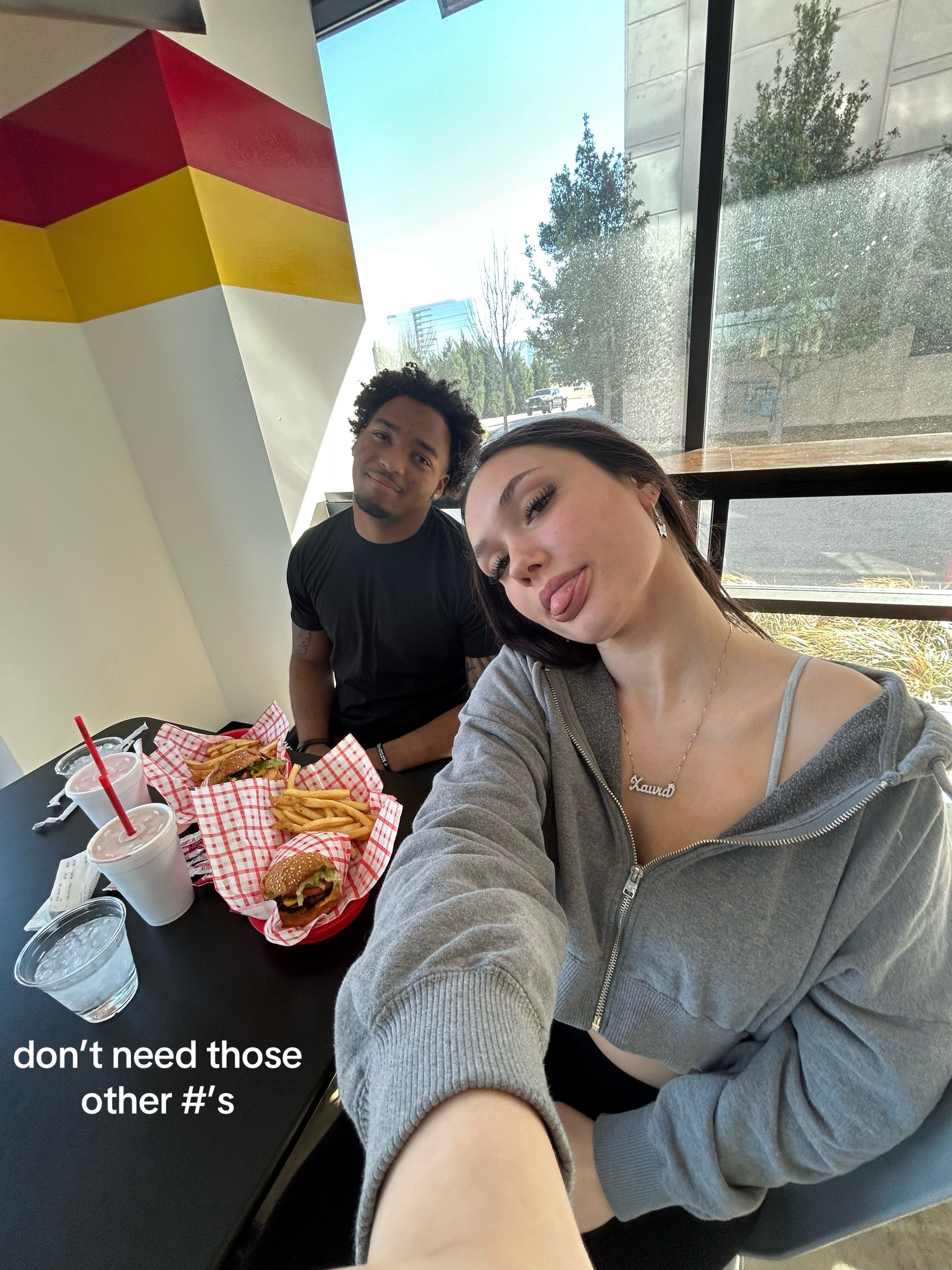 @xaur🤍
