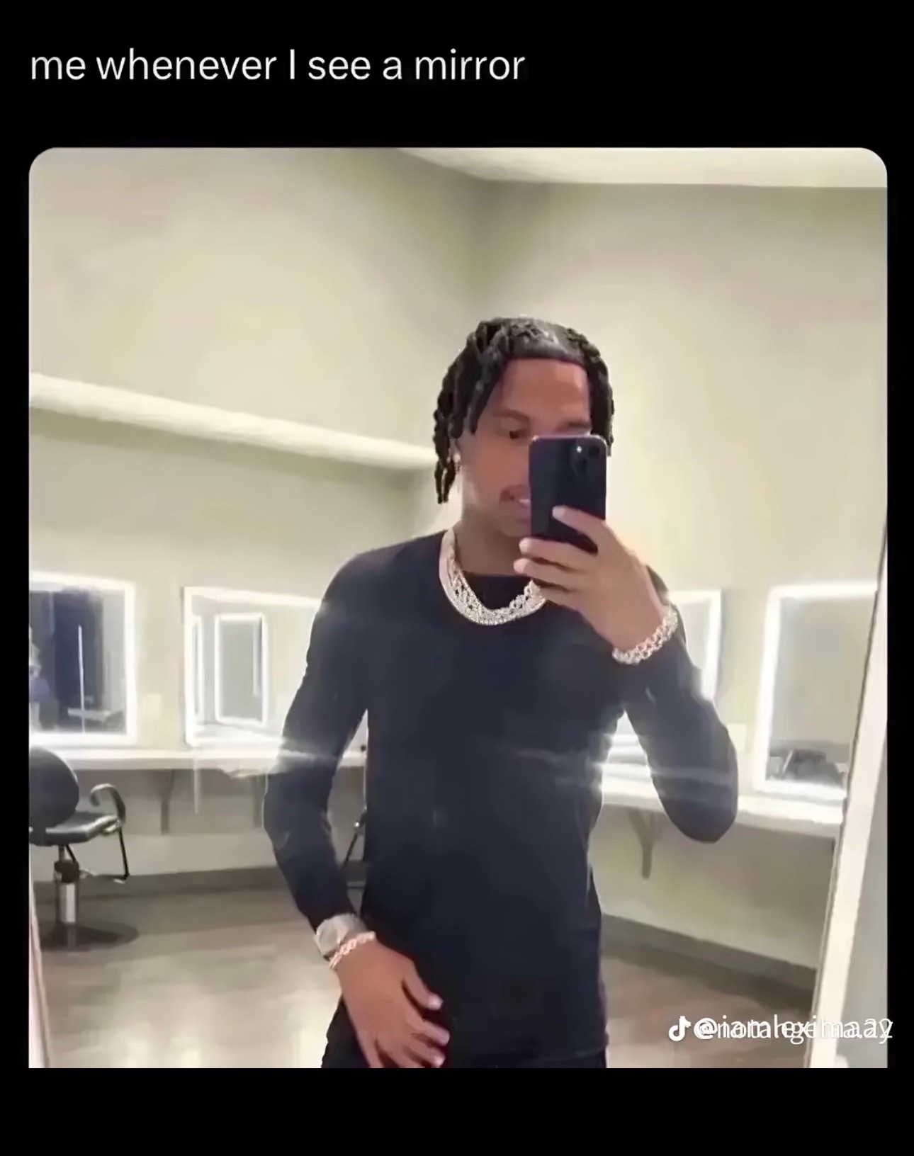 @KMonae🫧