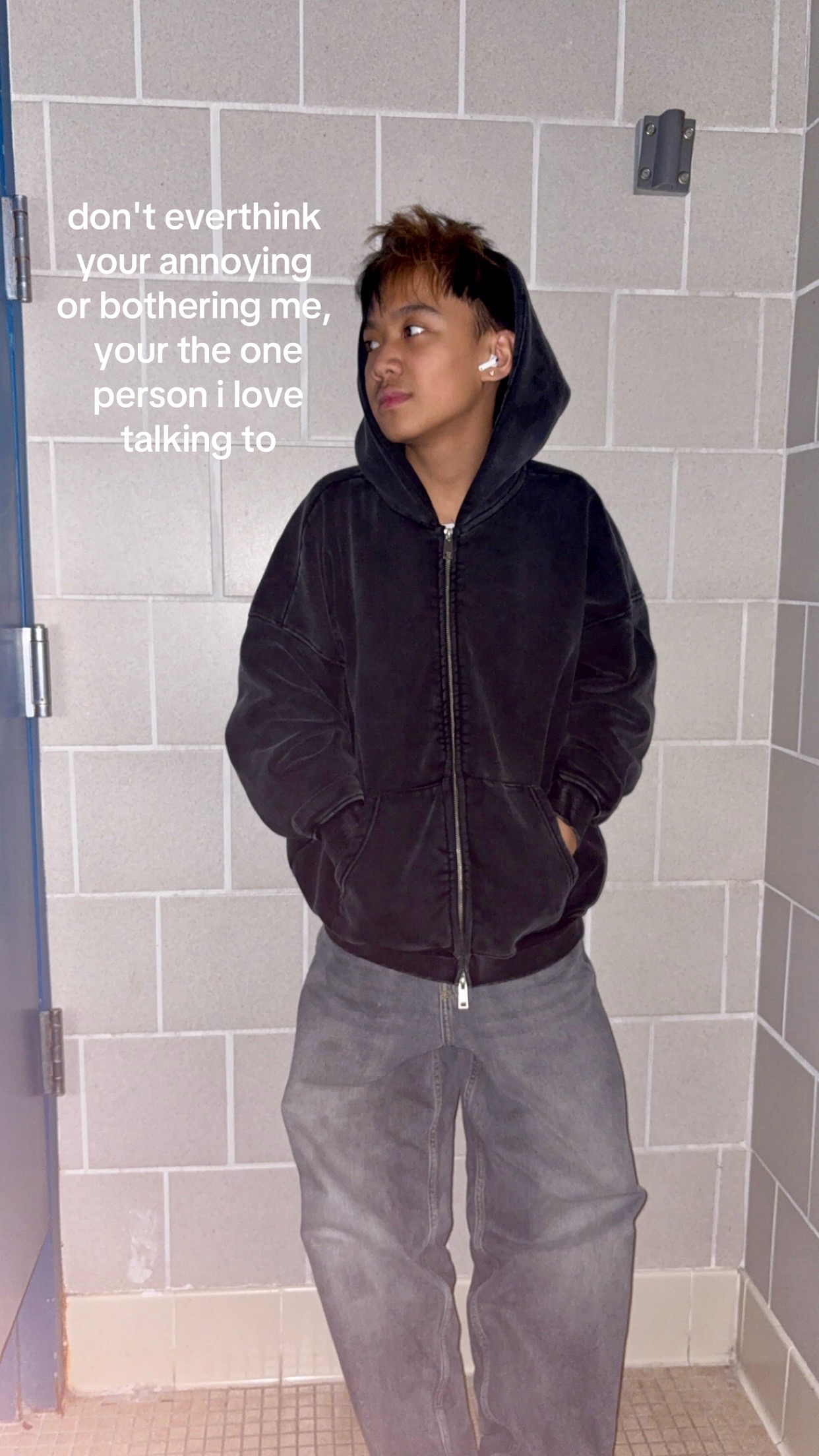 @Clyde