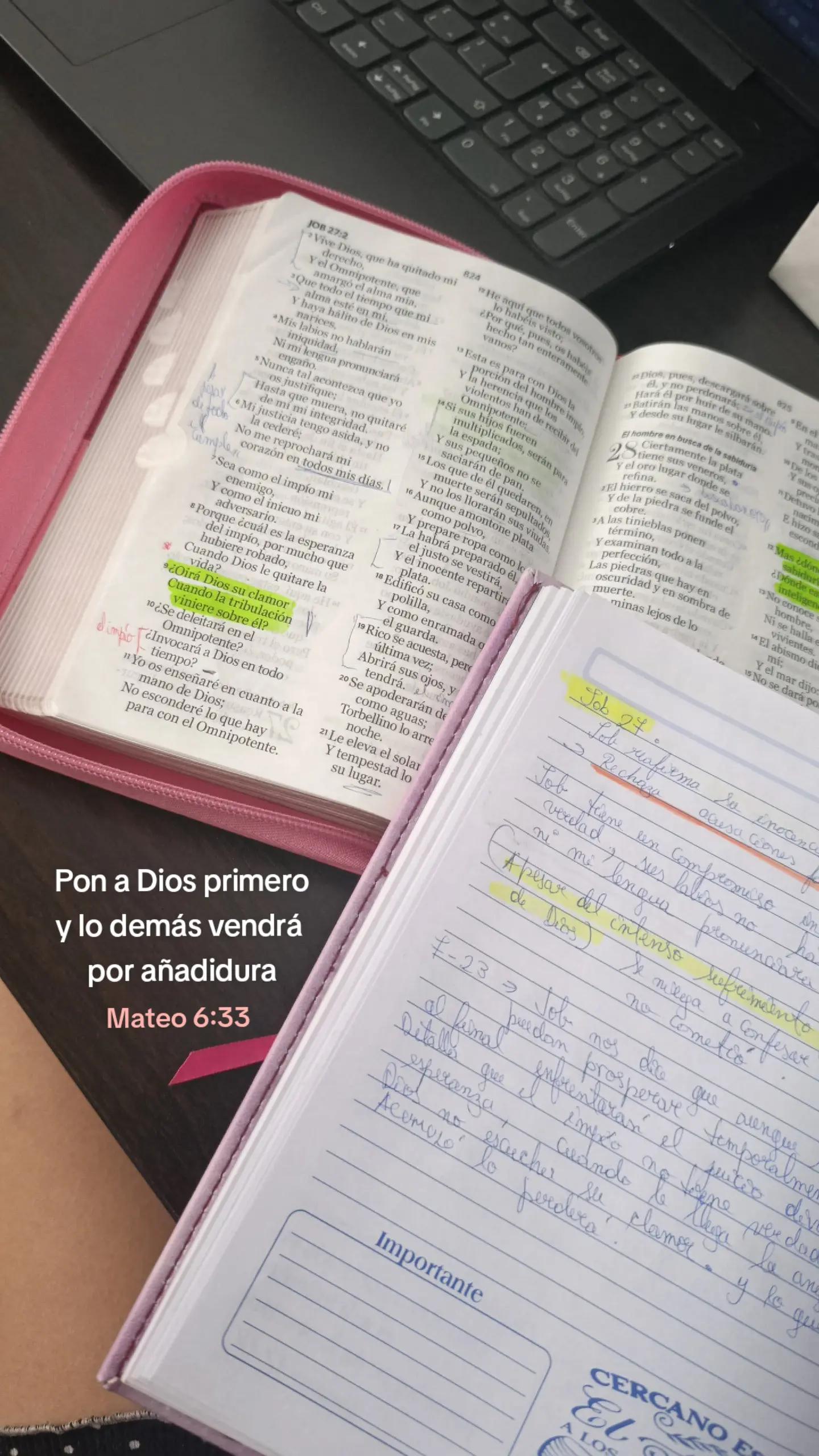 @Naomyjulca
