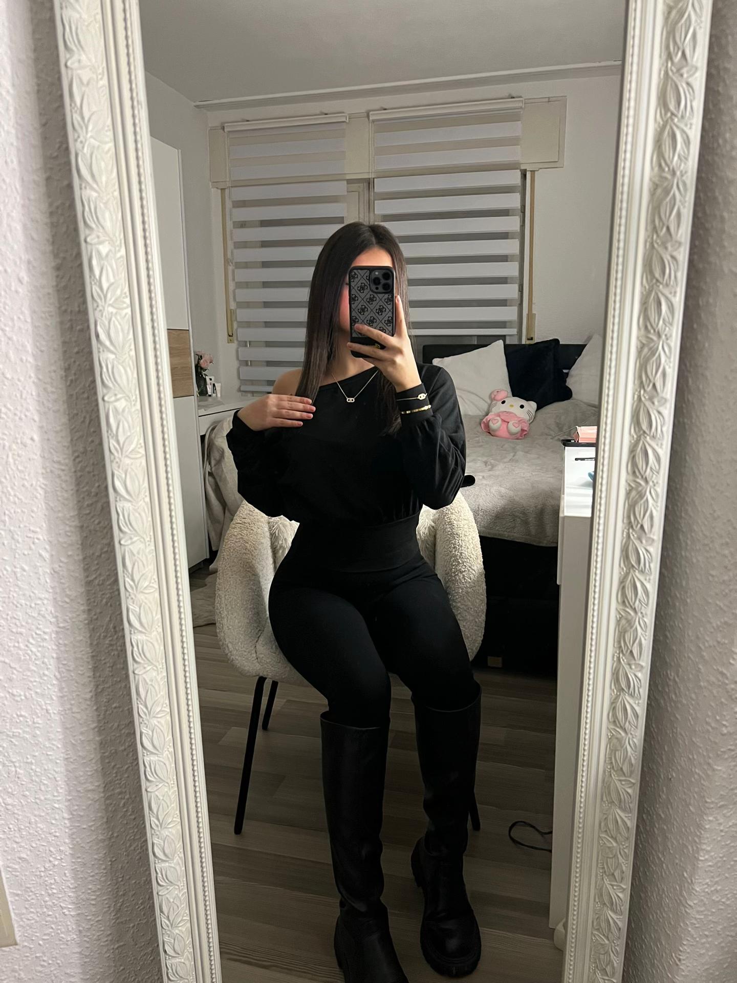 @Ilooo