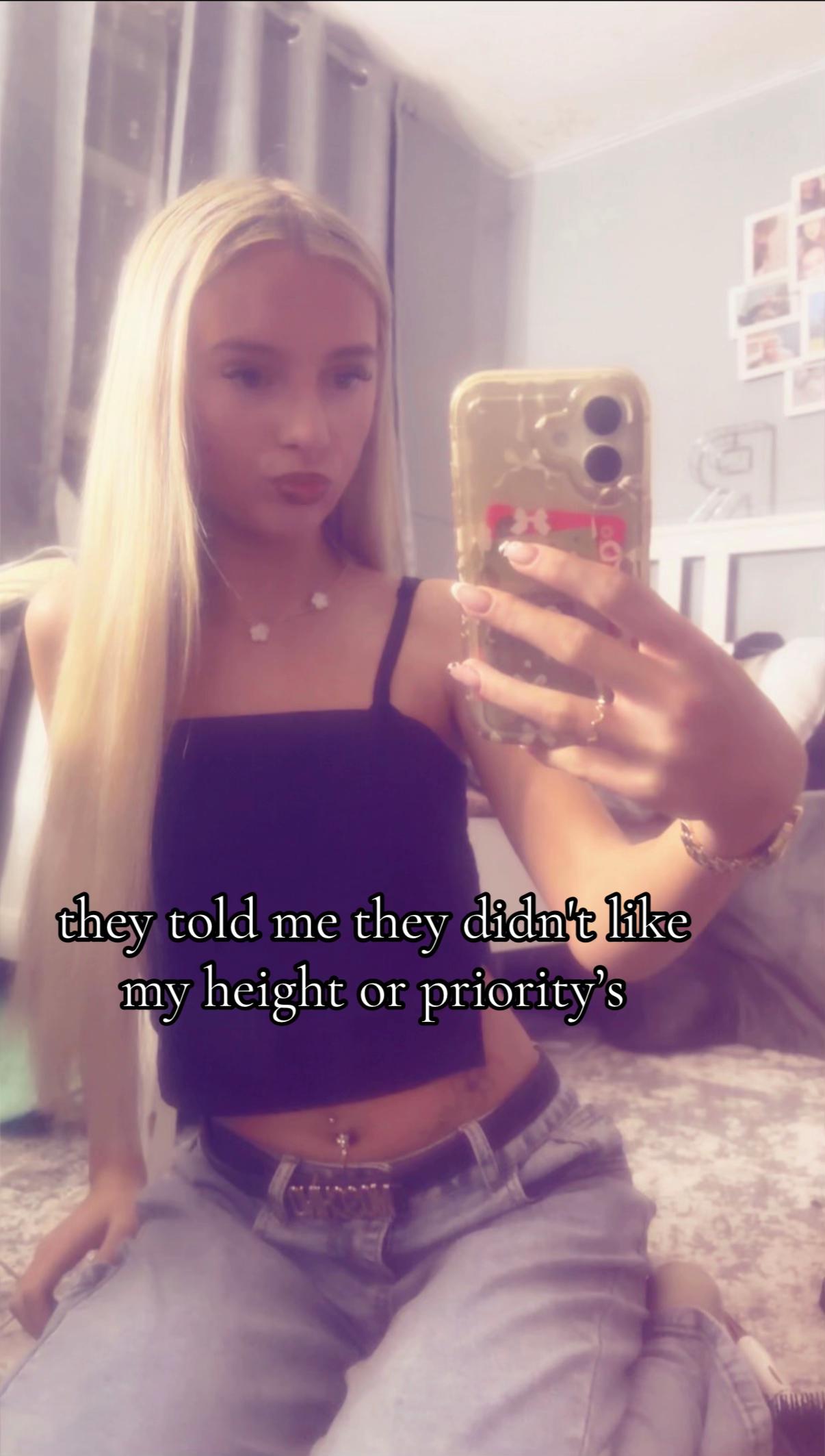 @Lily-Rae X