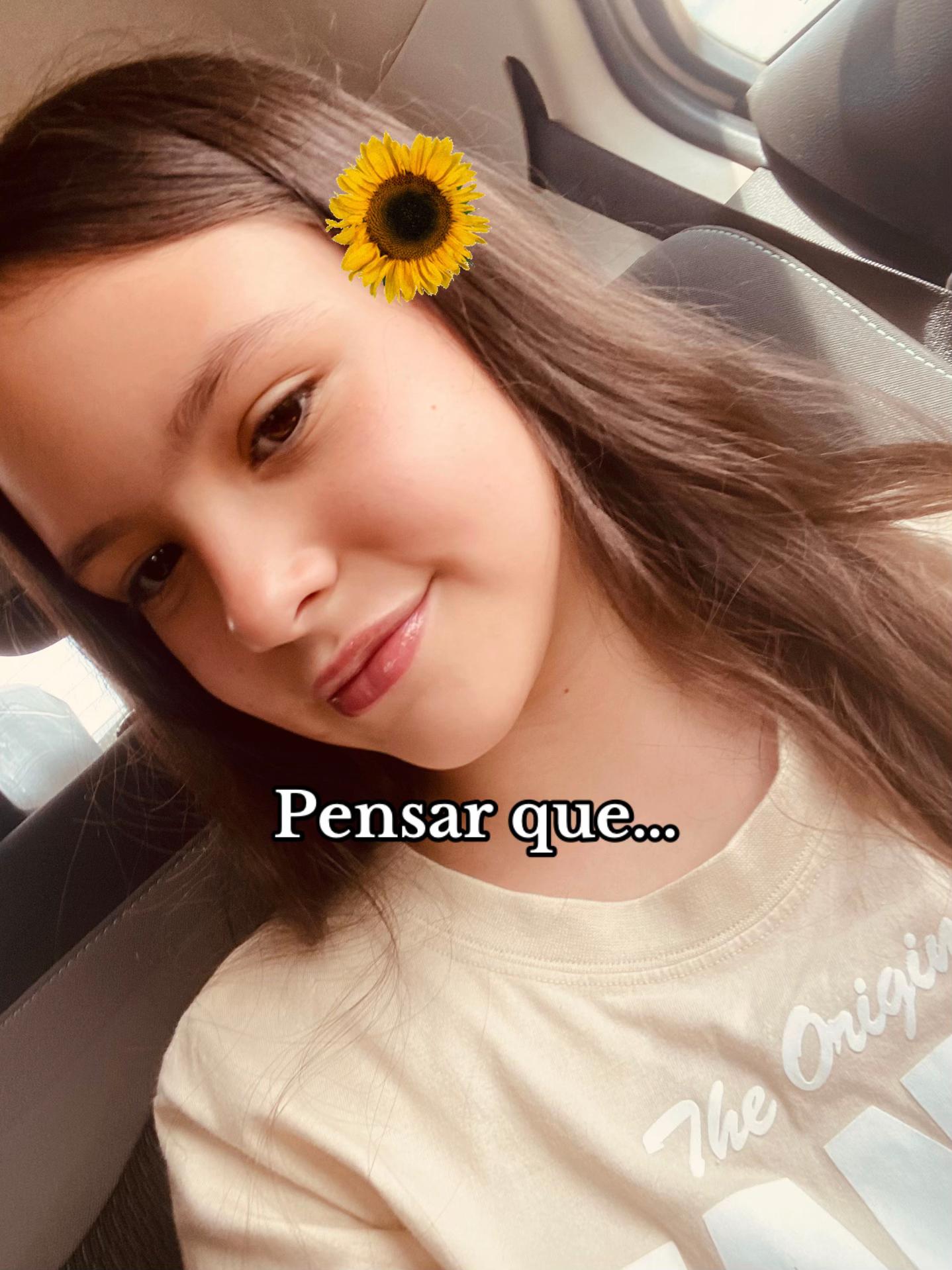 @Valenn💐💖