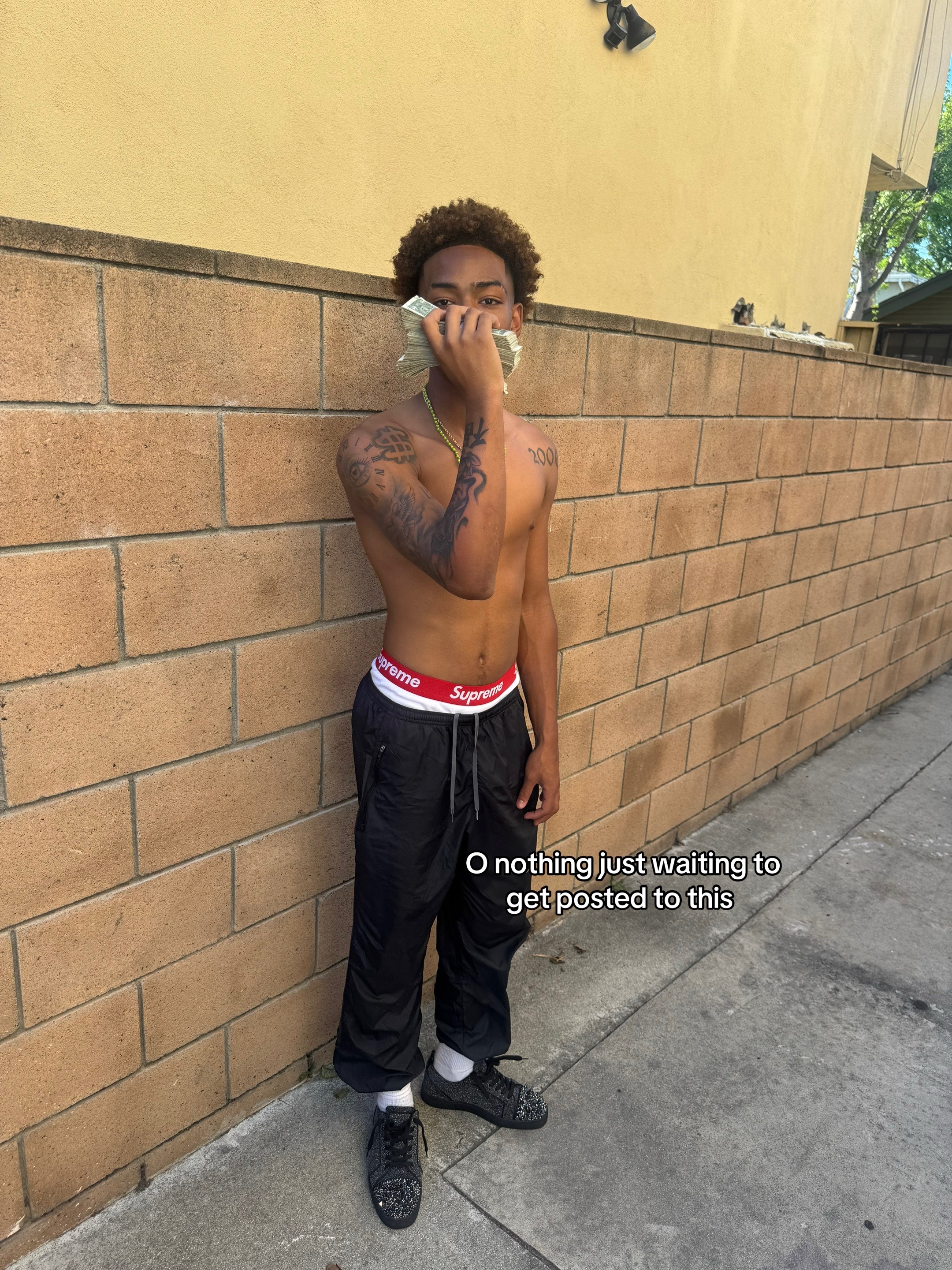 @4 money