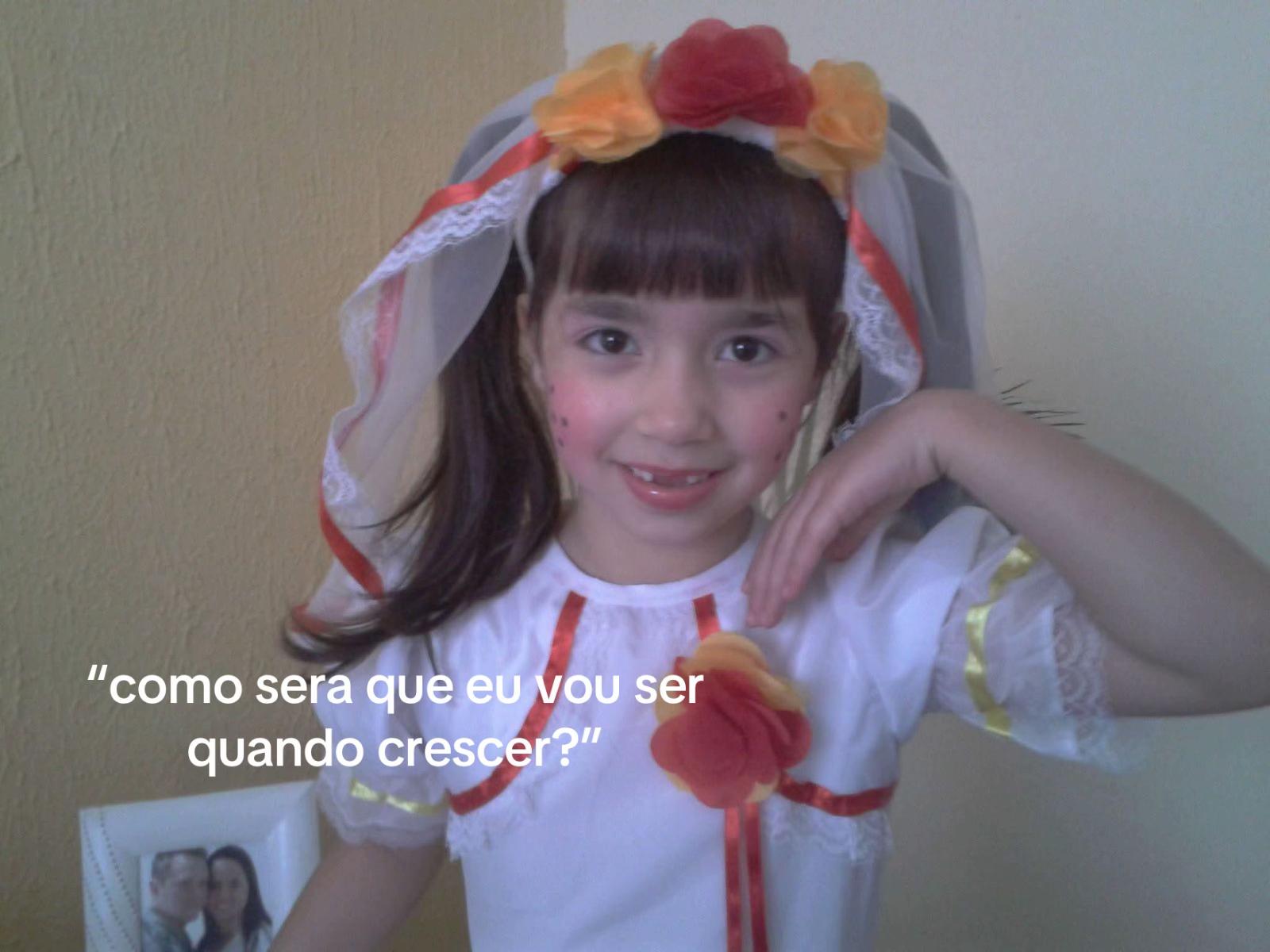 @Ellaa