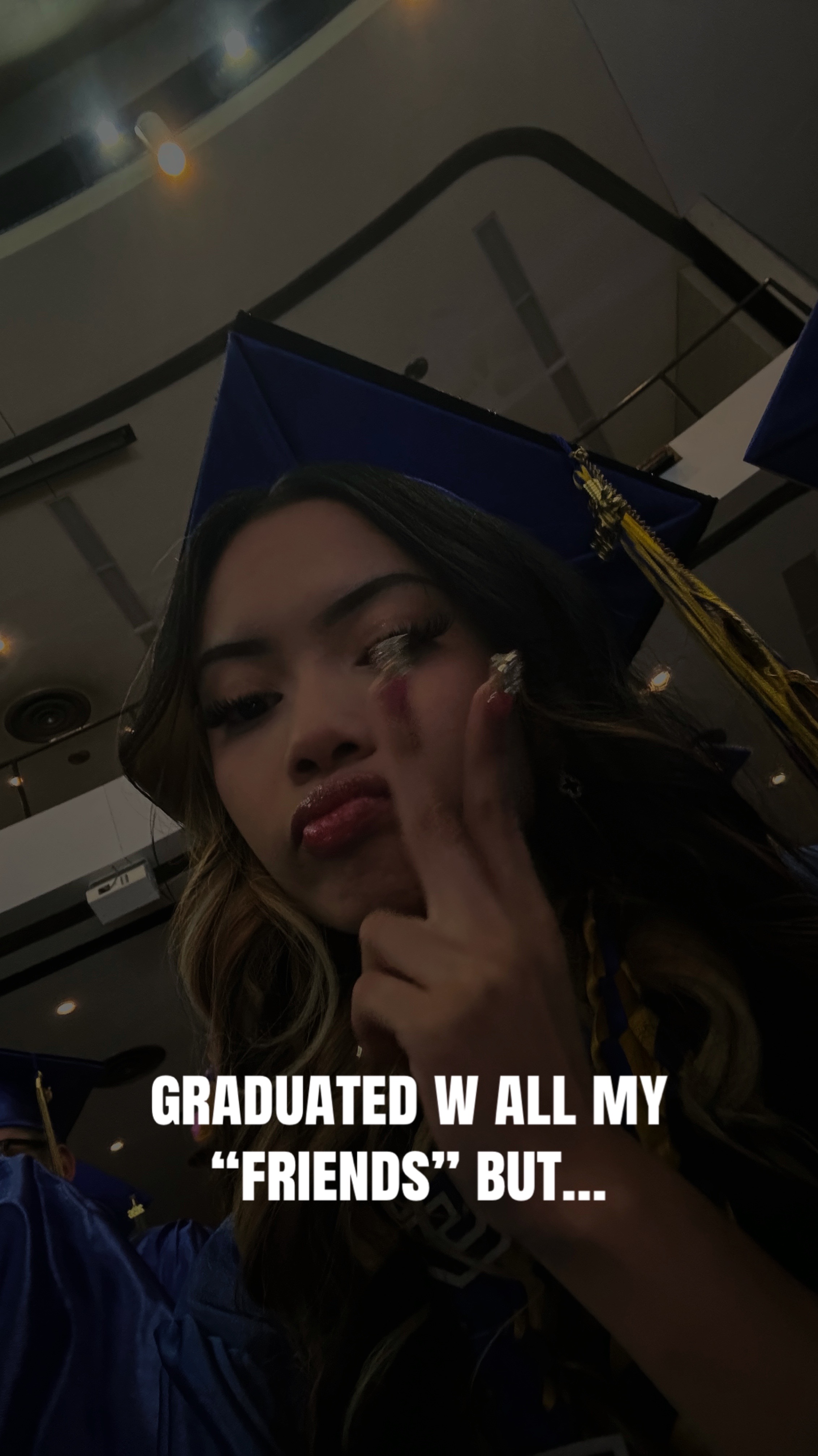 @️