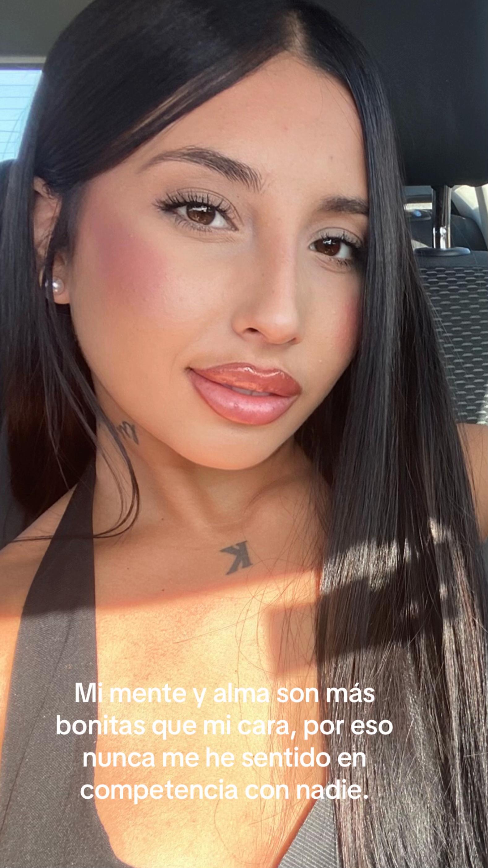 @D🦋.