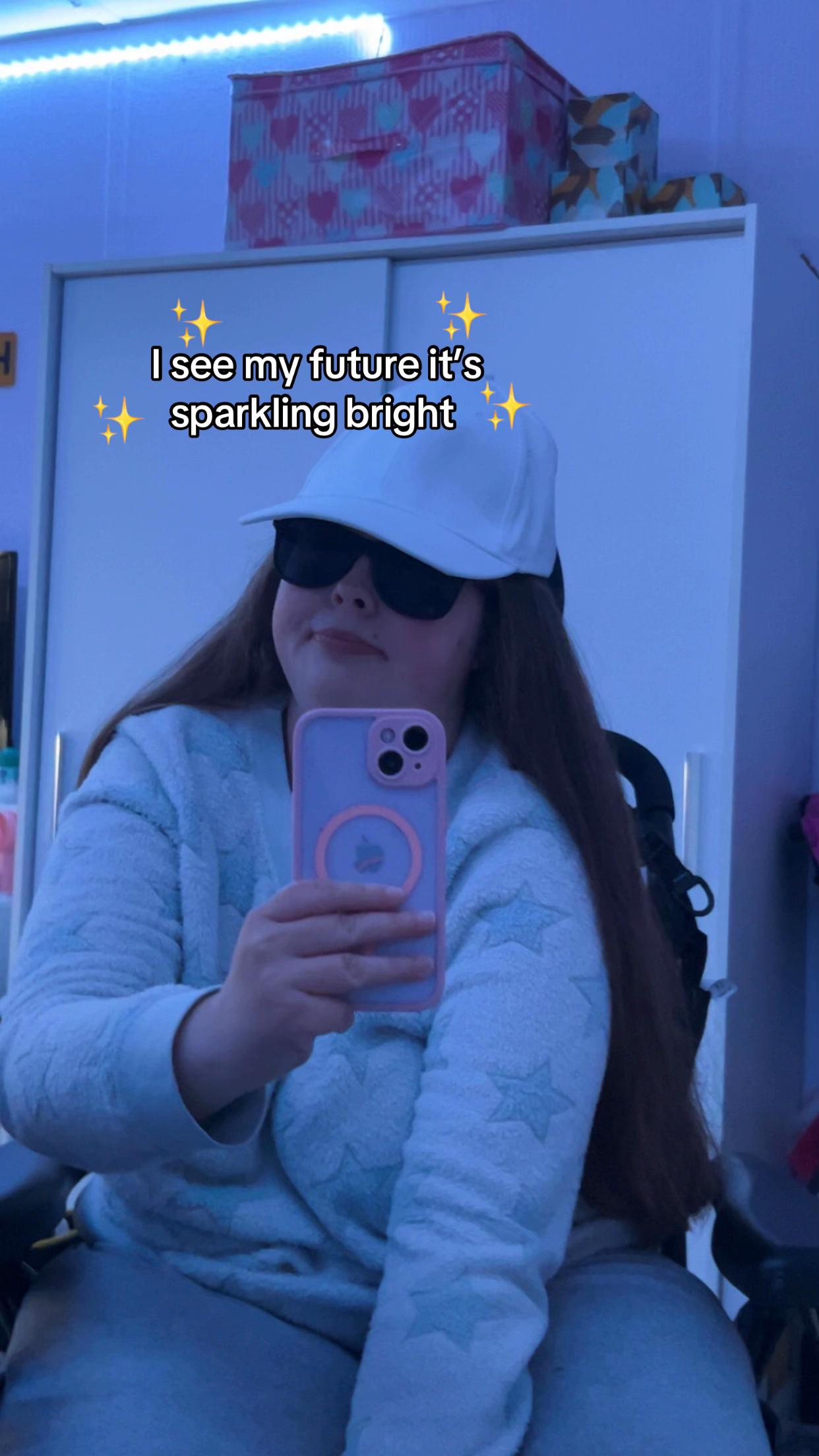@Tia