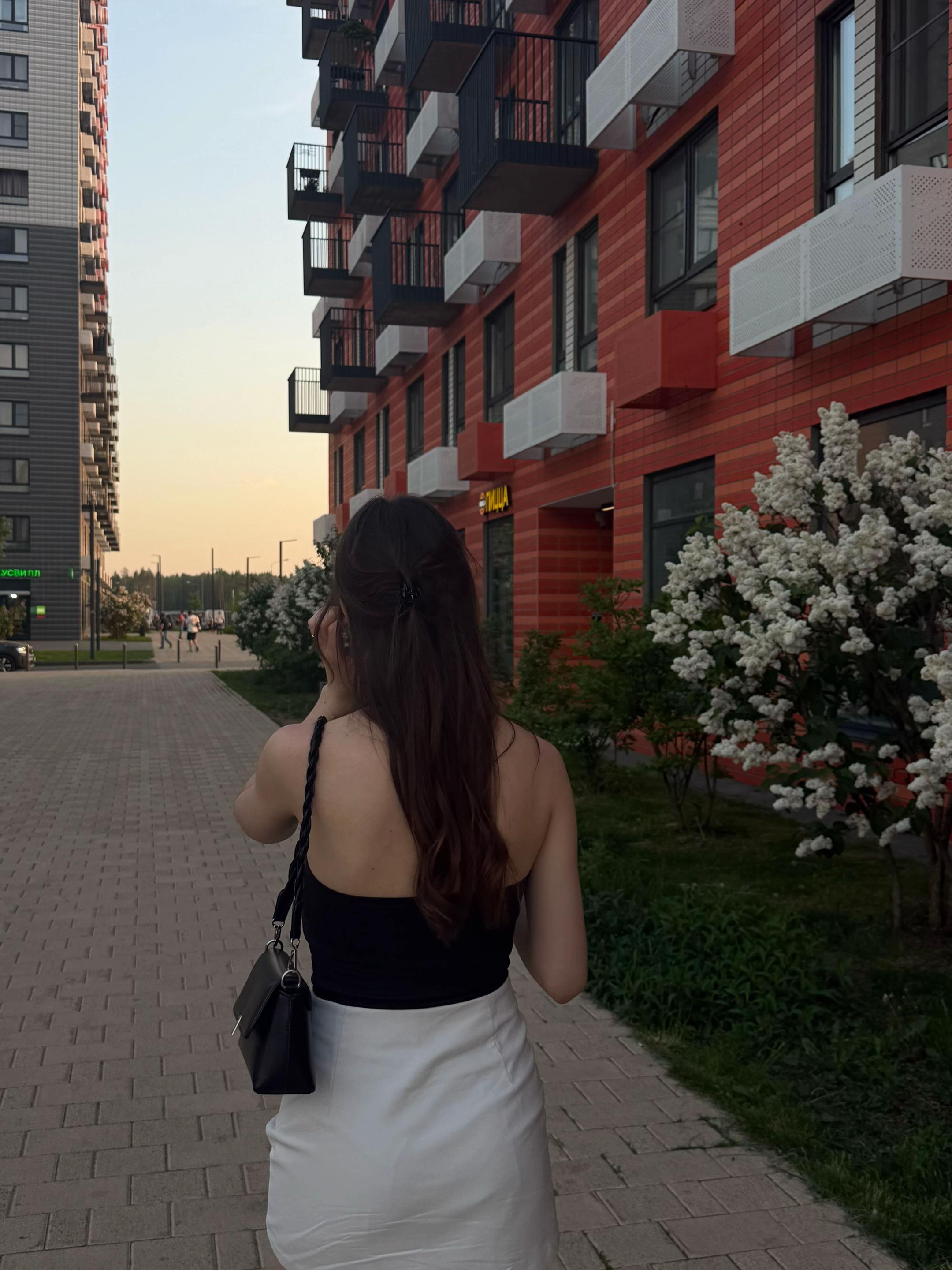 @настя