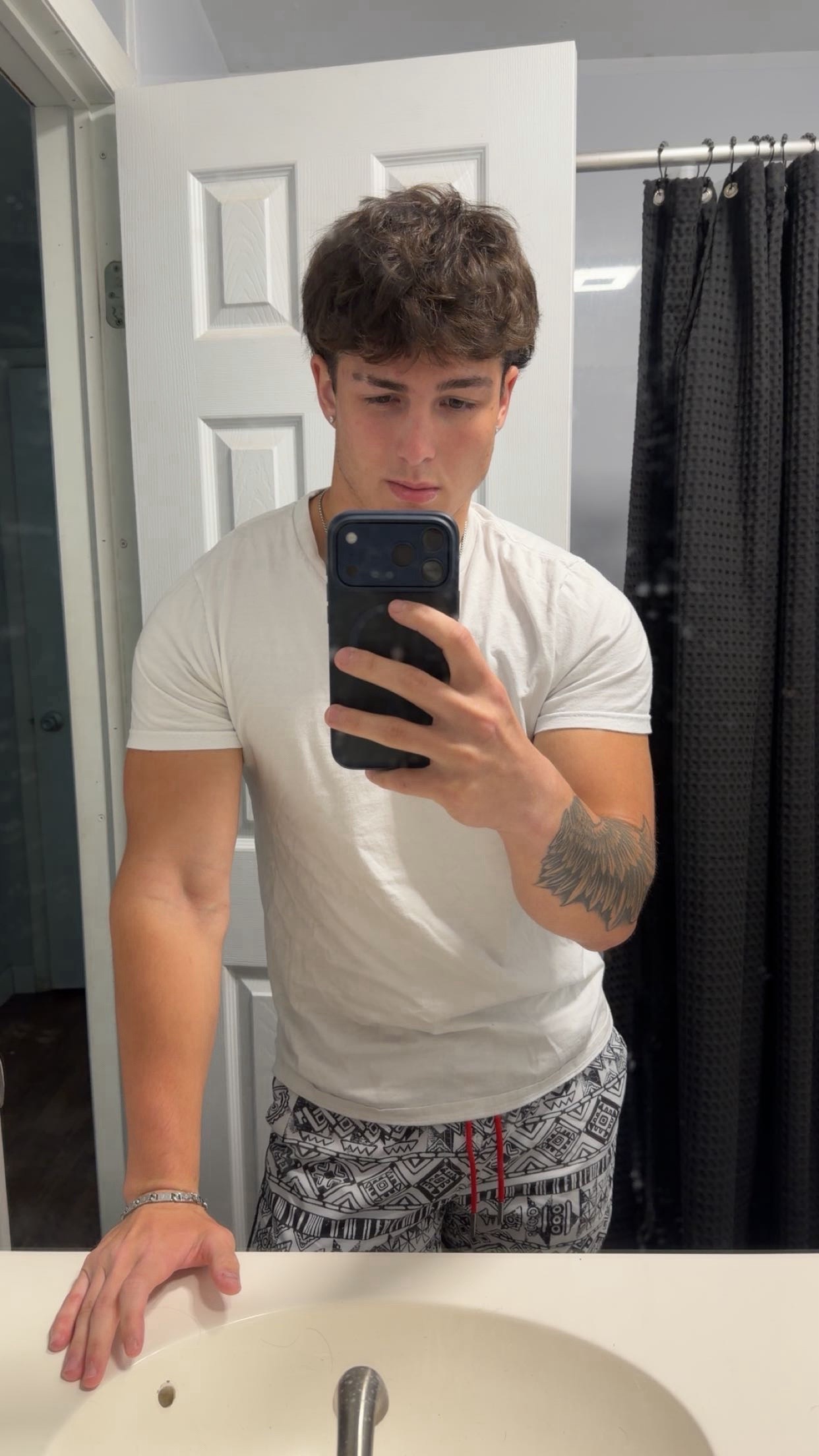@Josh🐼