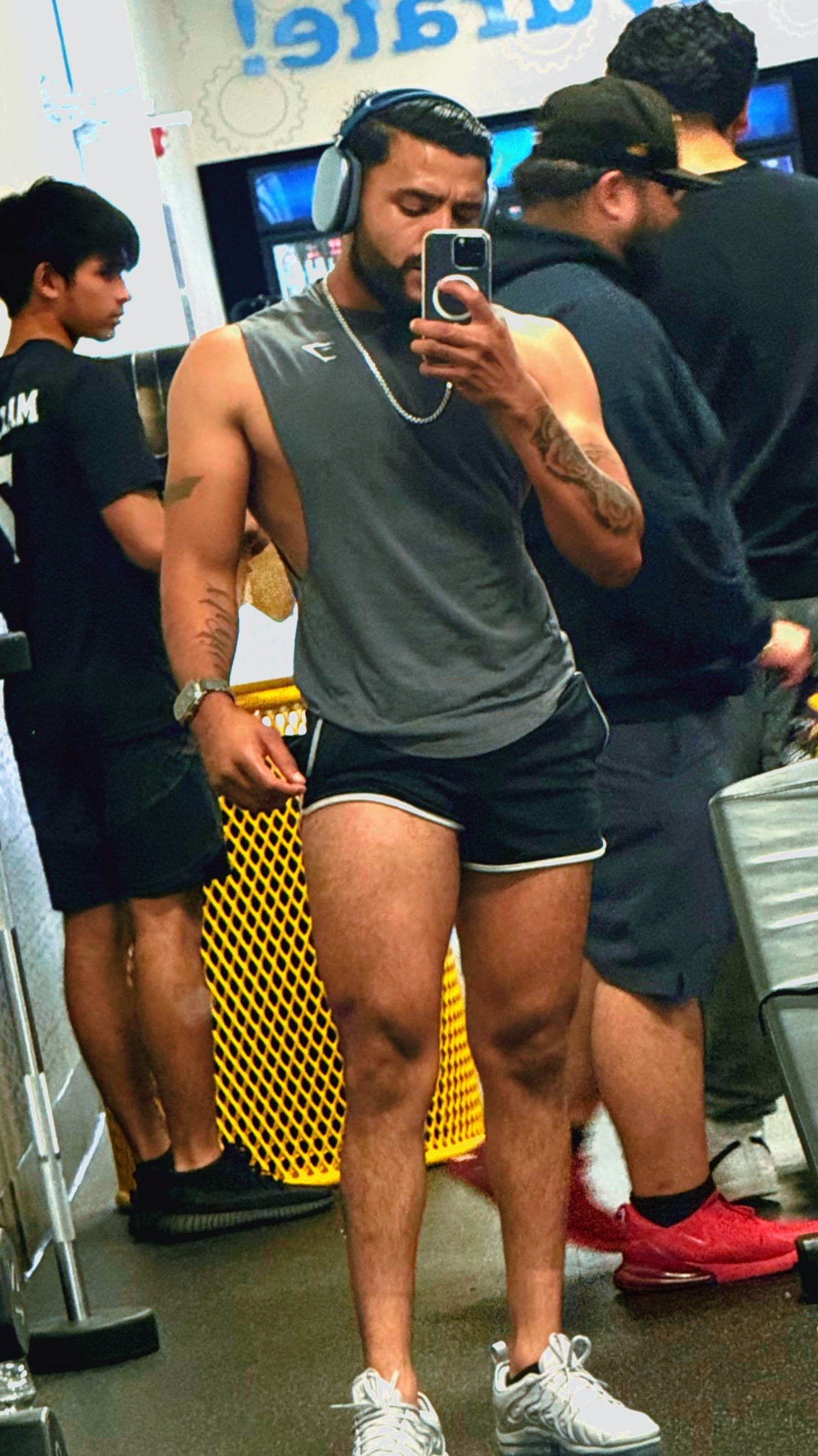 @ELGYYMMRATT