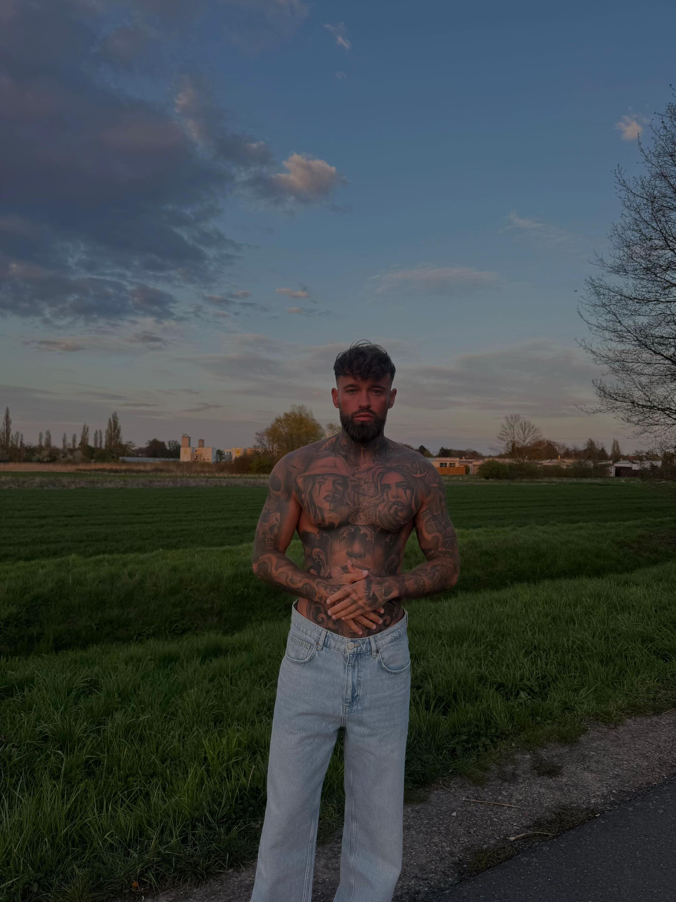@nicolittek_