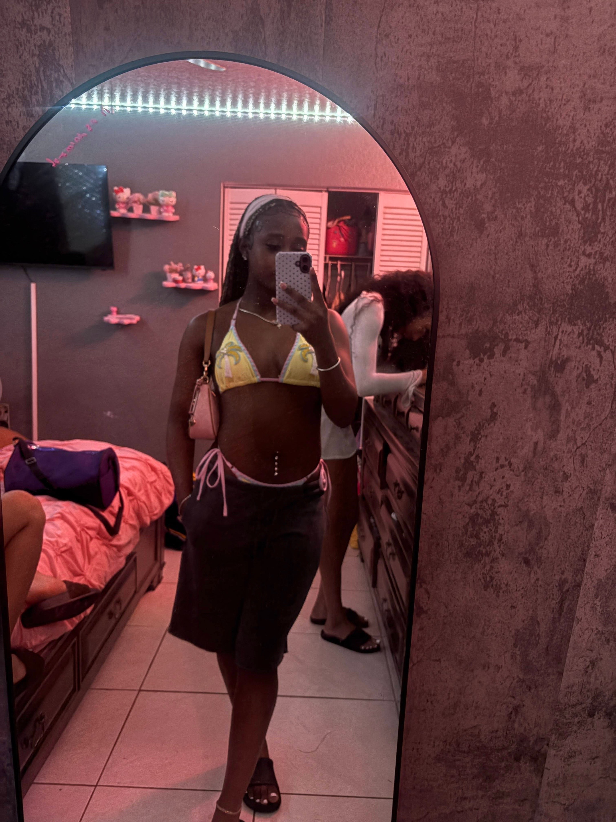 @girlbloggerxo444