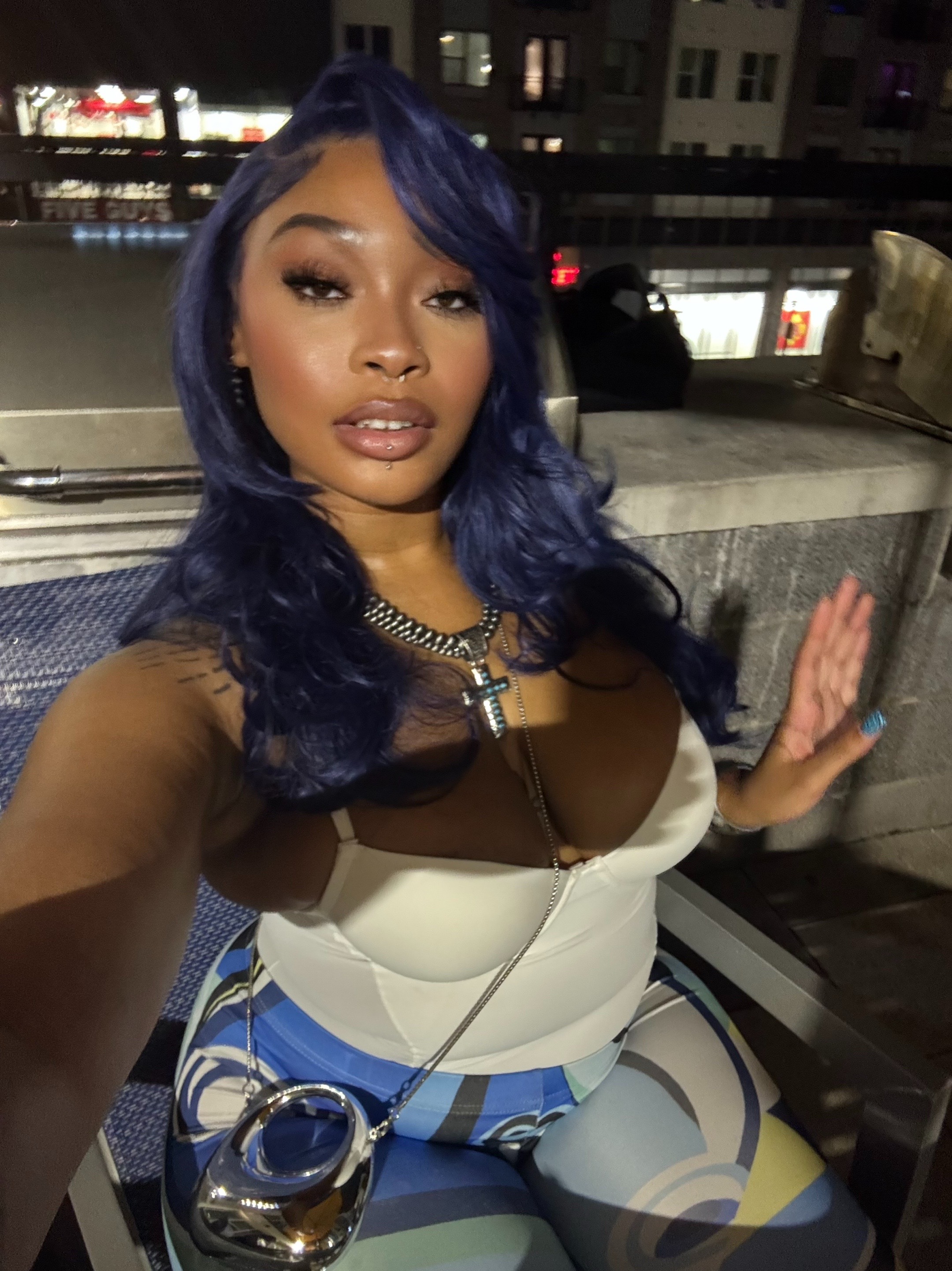 @!