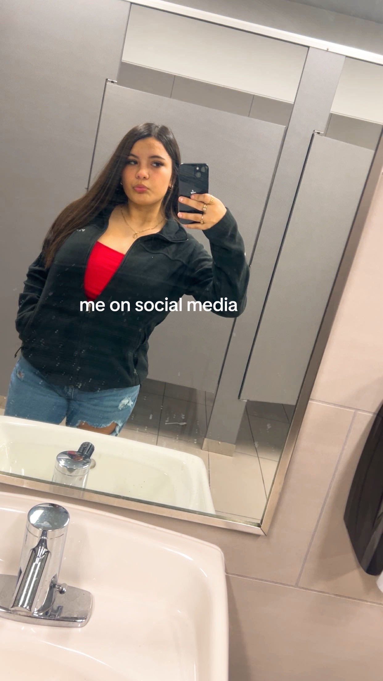 @isabella