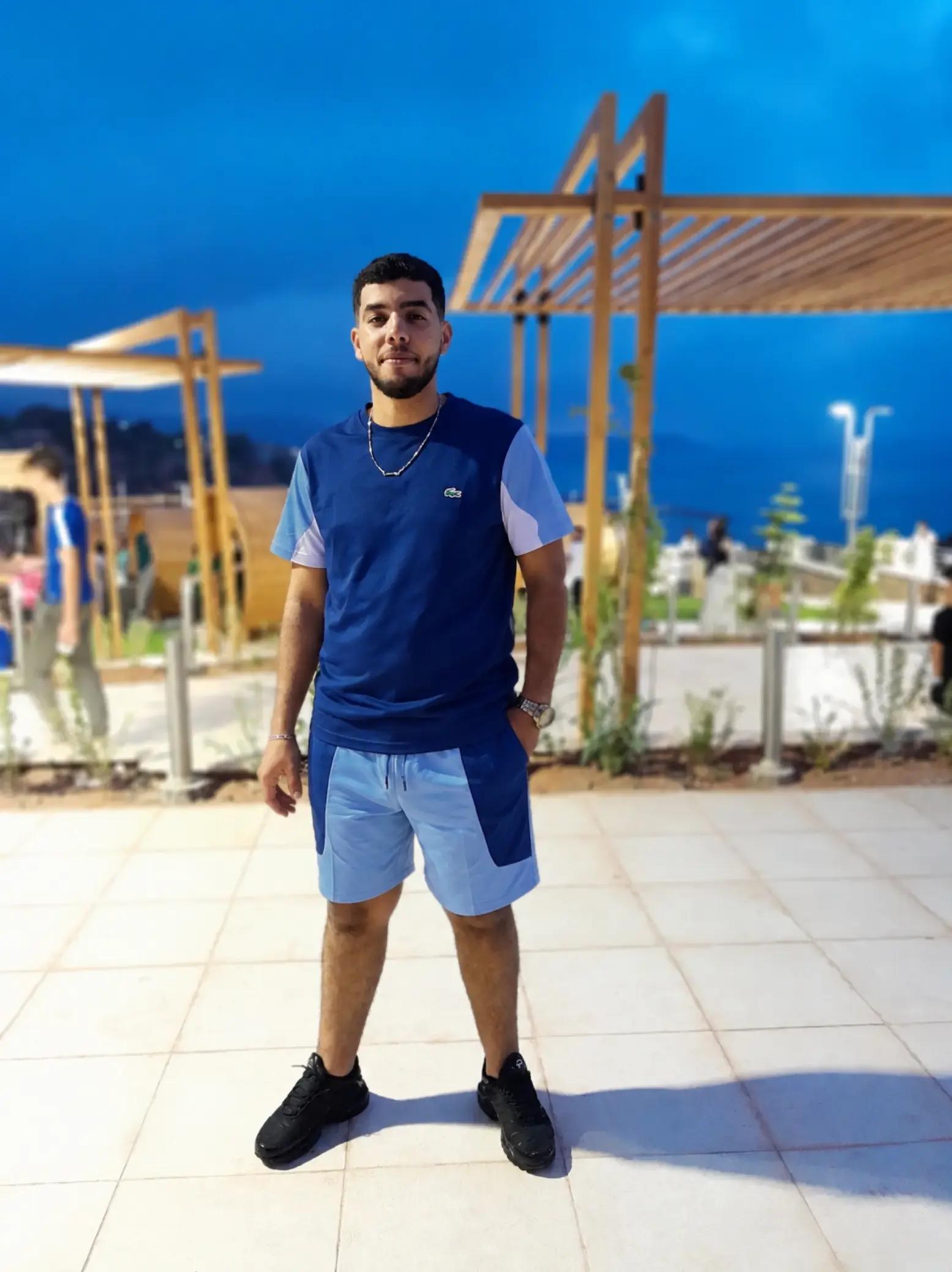@Fares.