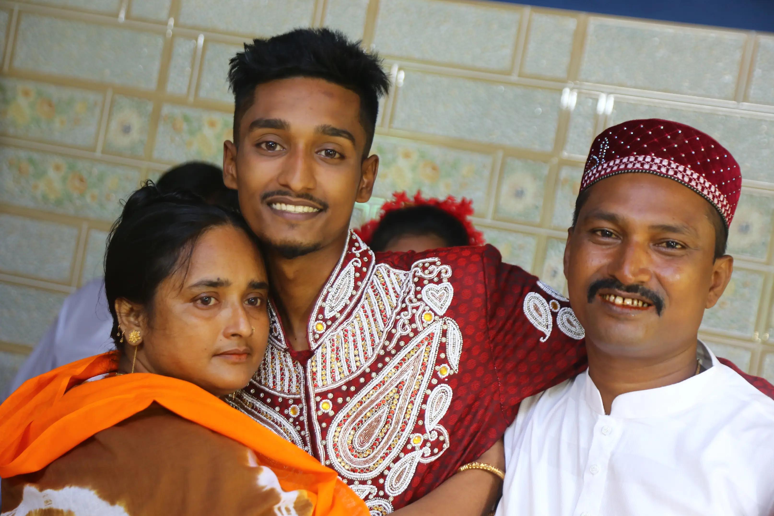 @আজান আহমেদ