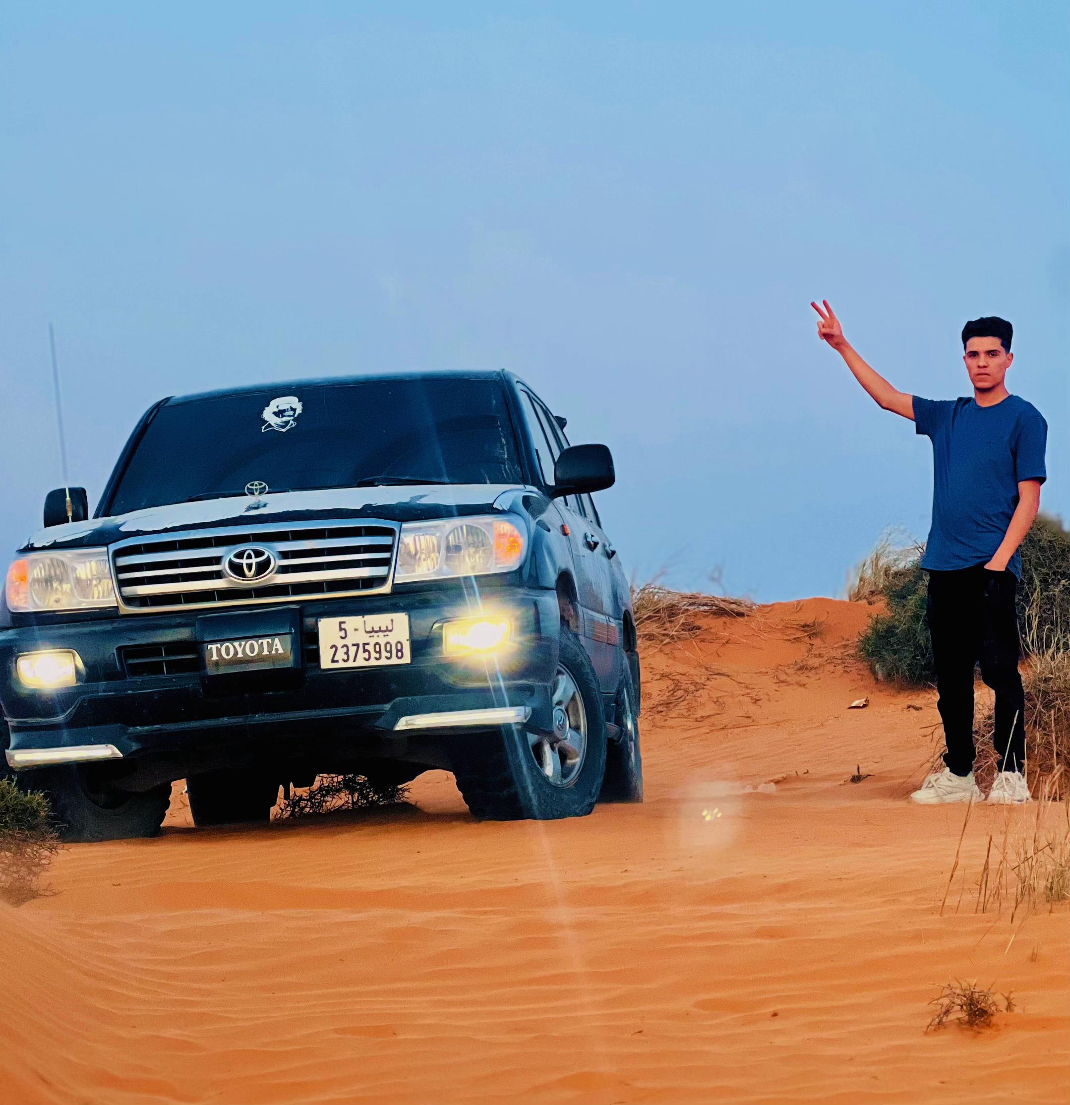 @عبدالله الأبيض ✌️