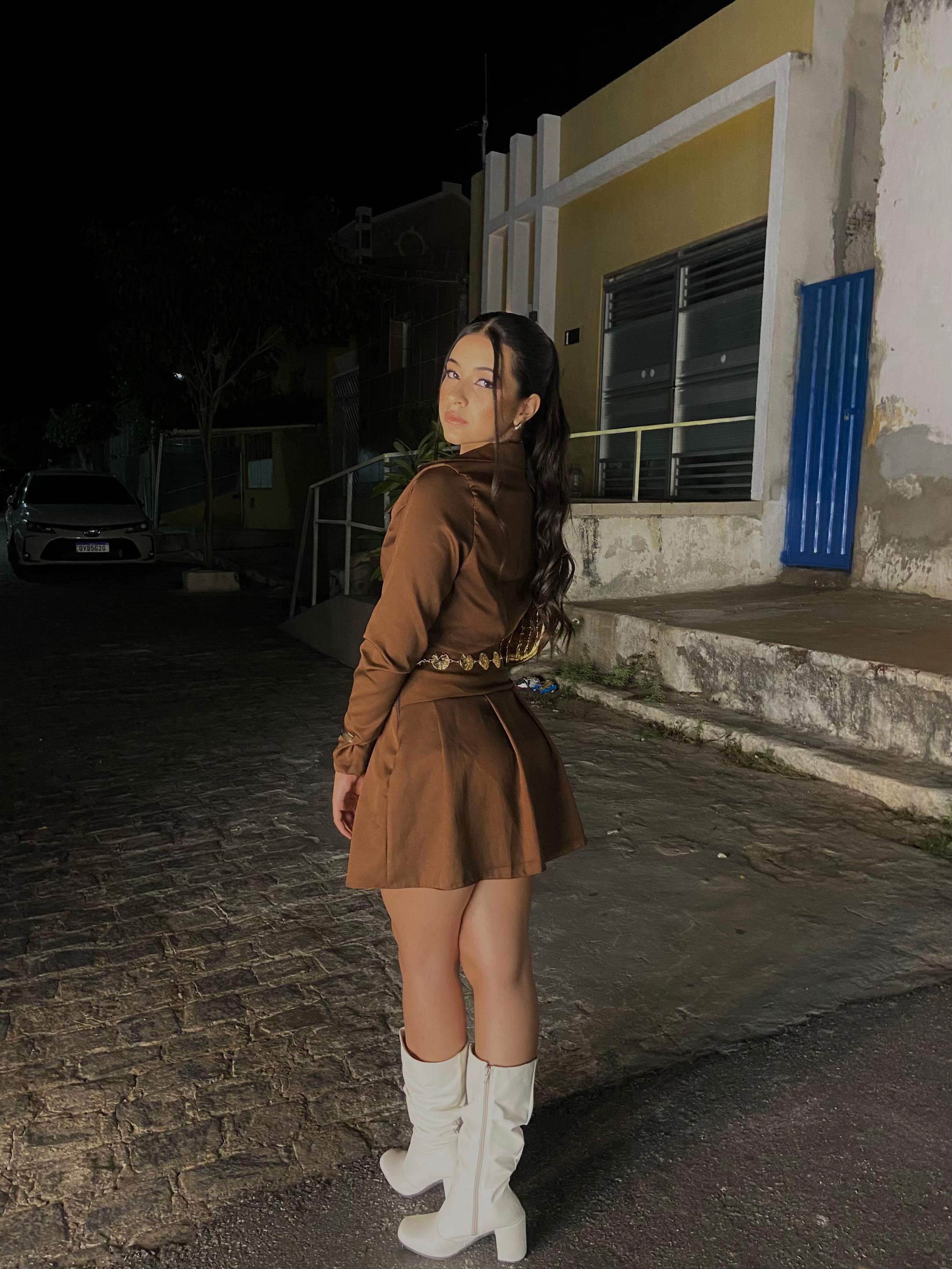 @Júlia