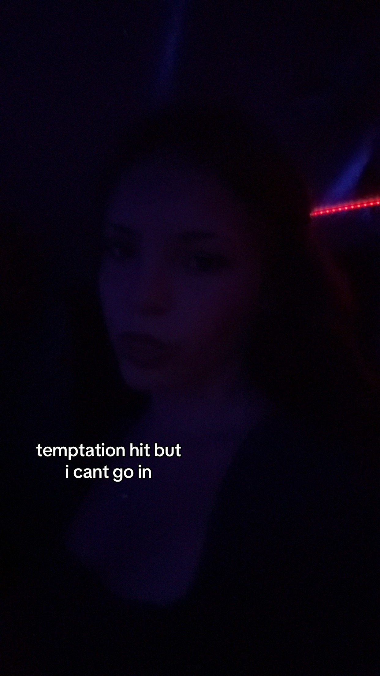 @𝓂𝒶𝒹𝓎 🥀