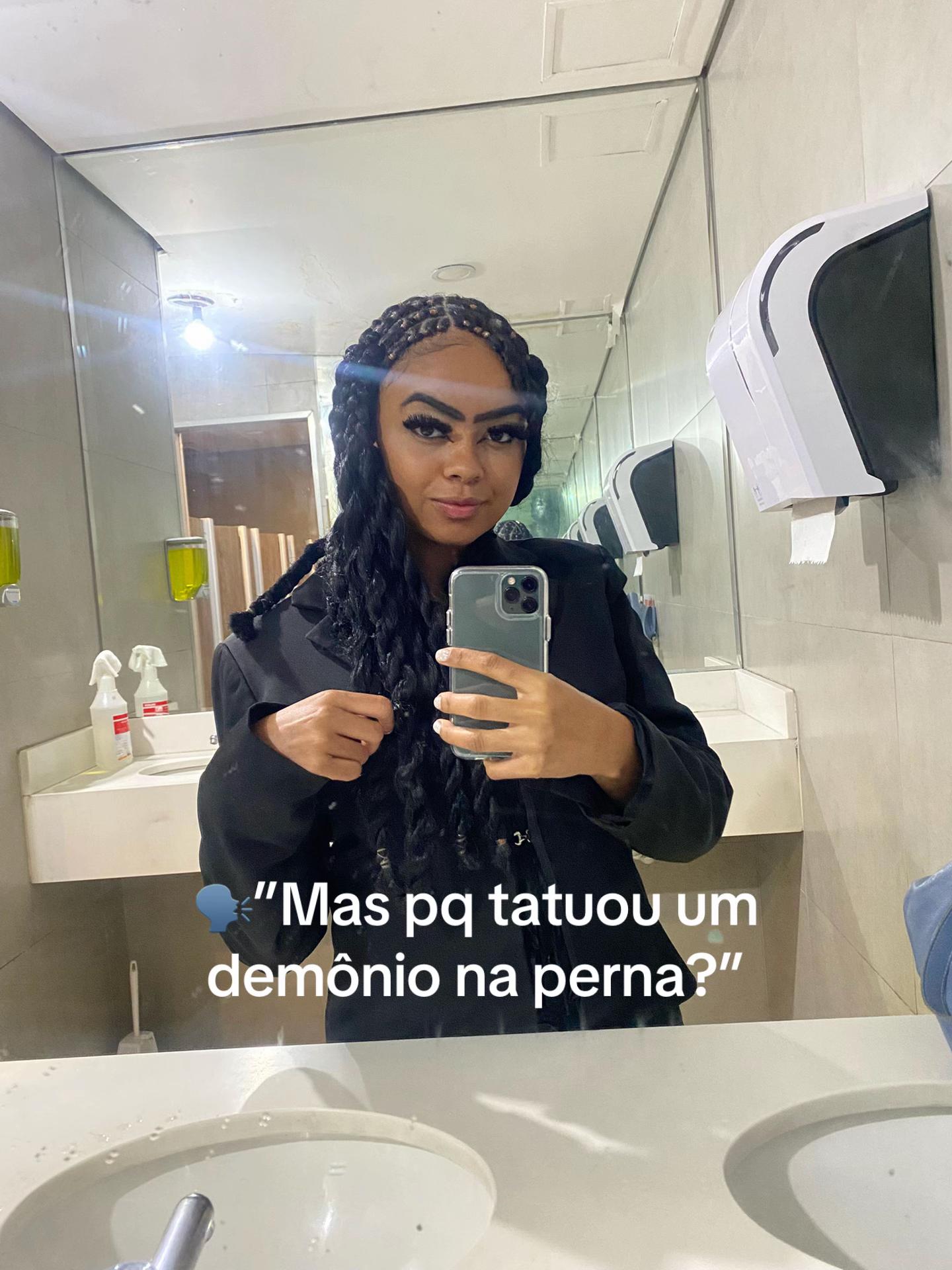 @usuário